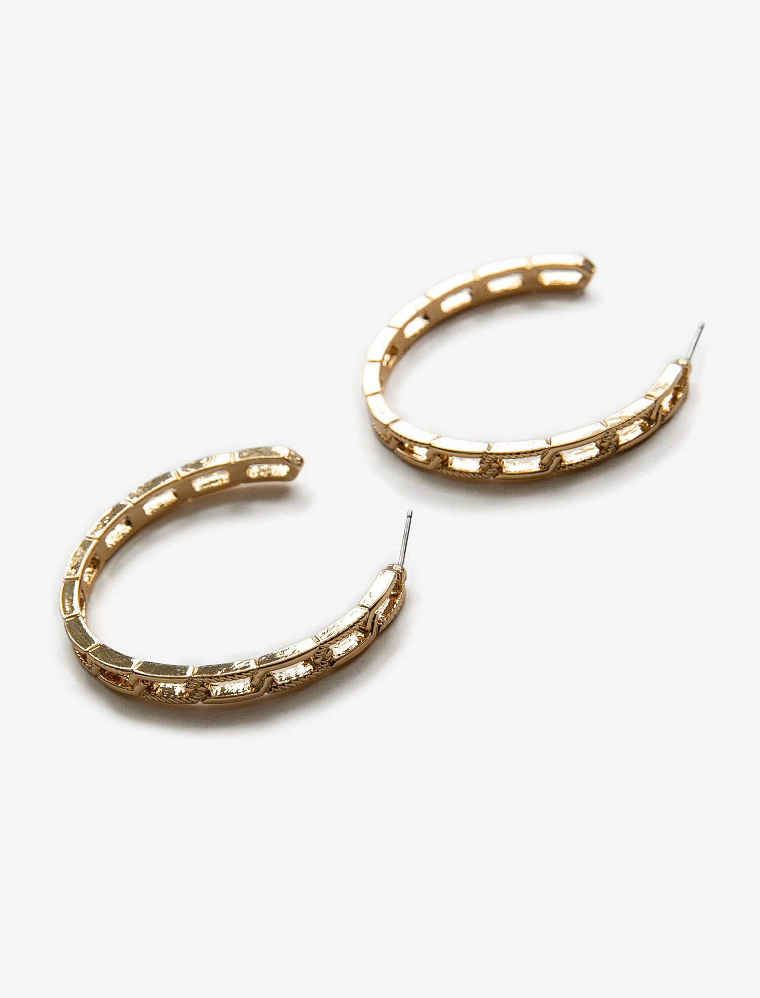 Kadın Metal Halka Küpe