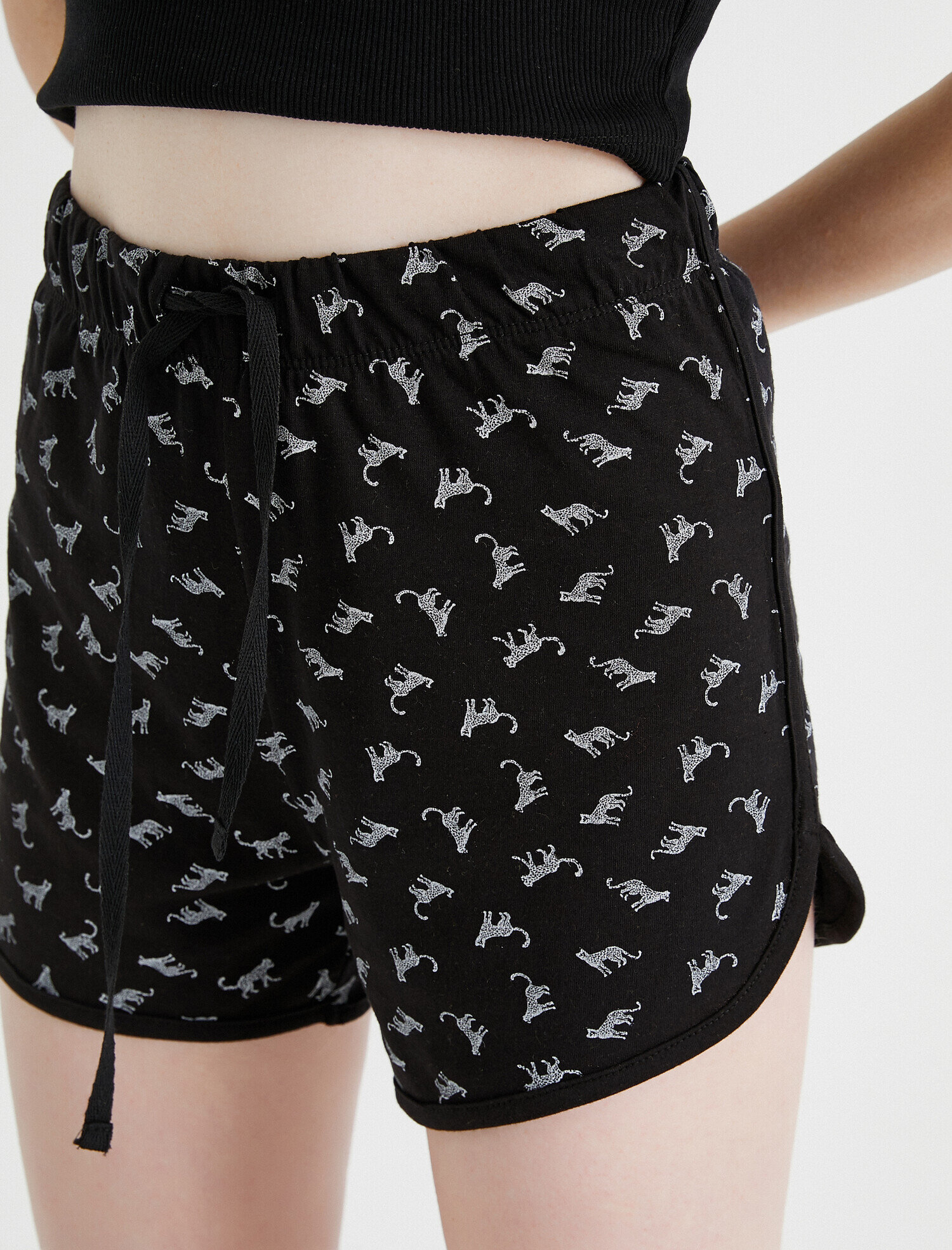   Desenli Şort Pamuklu