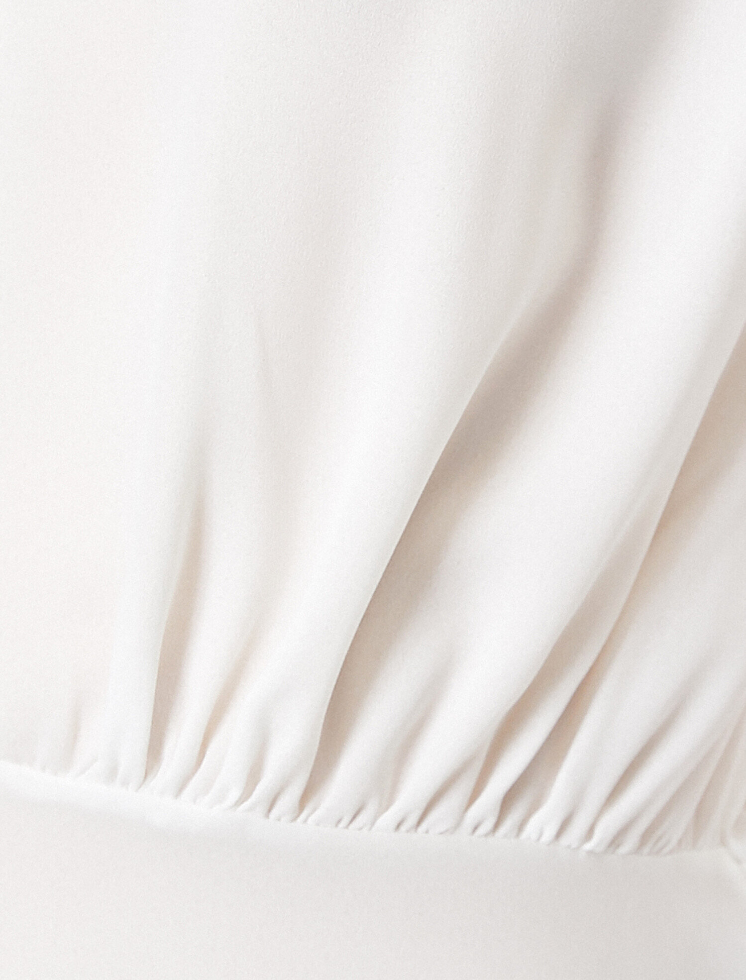   Kol Detaylı V Yaka Bluz