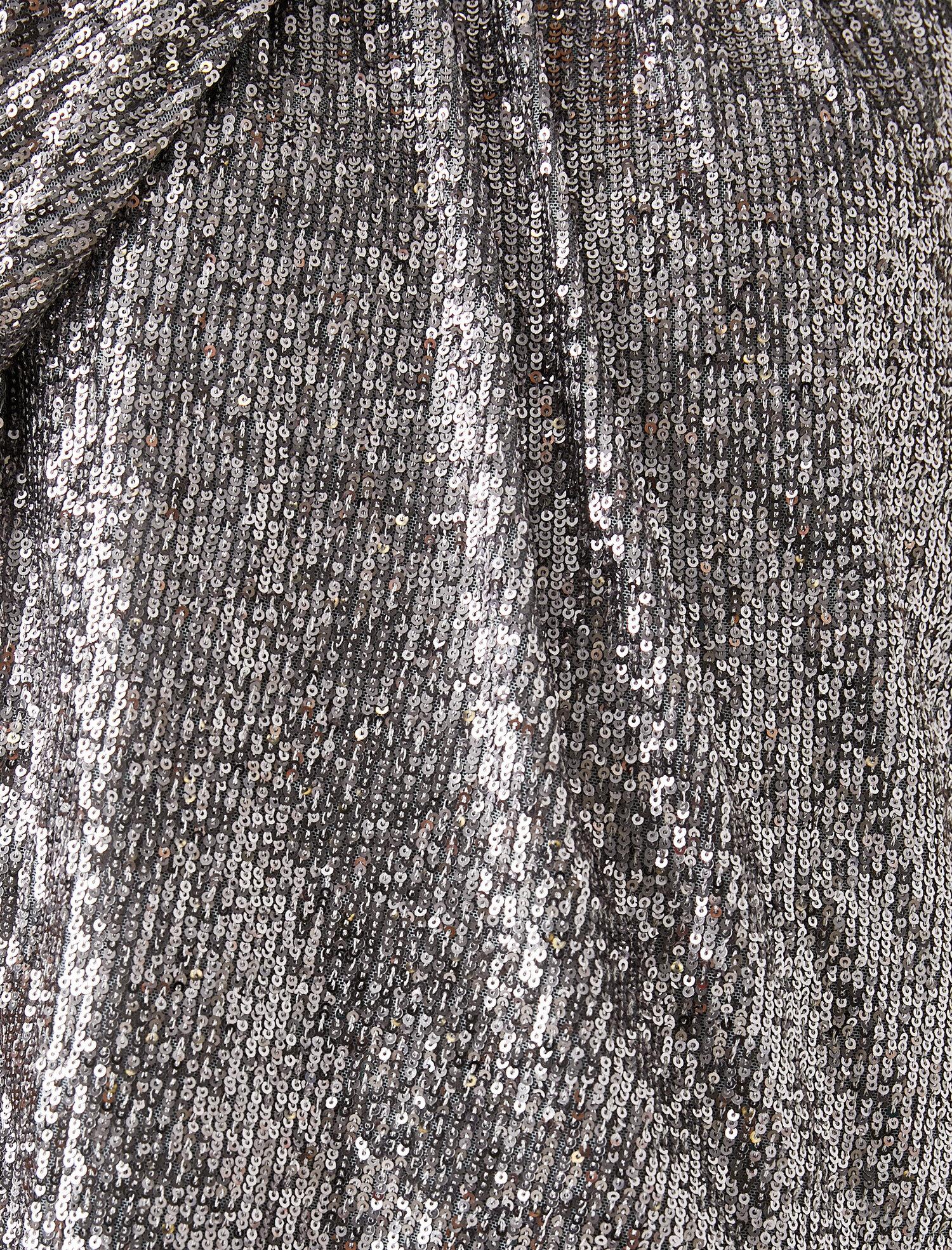   Dik Yaka Kolsuz Pullu Abiye Bluz