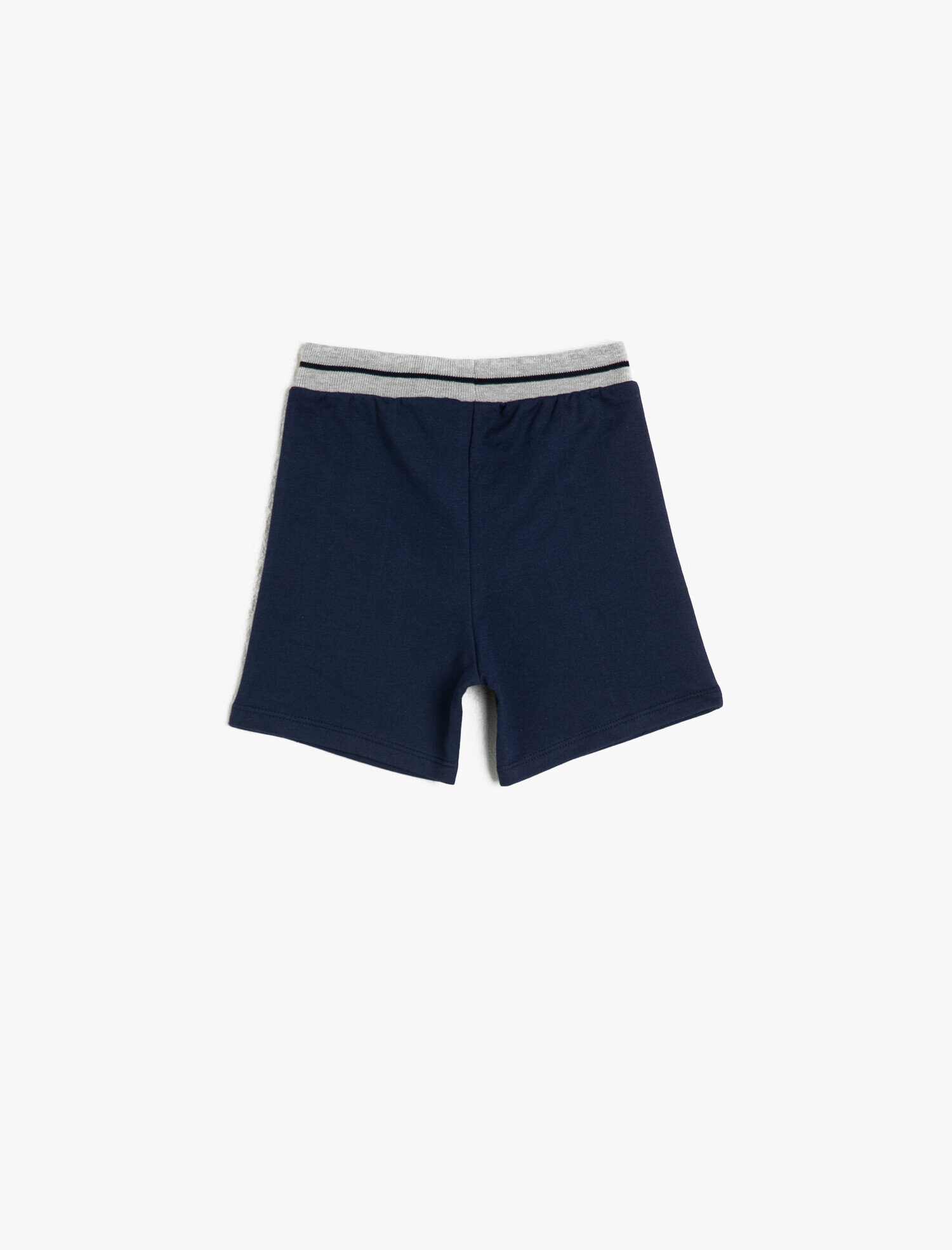  Erkek Bebek Beli Bağlamalı Şort