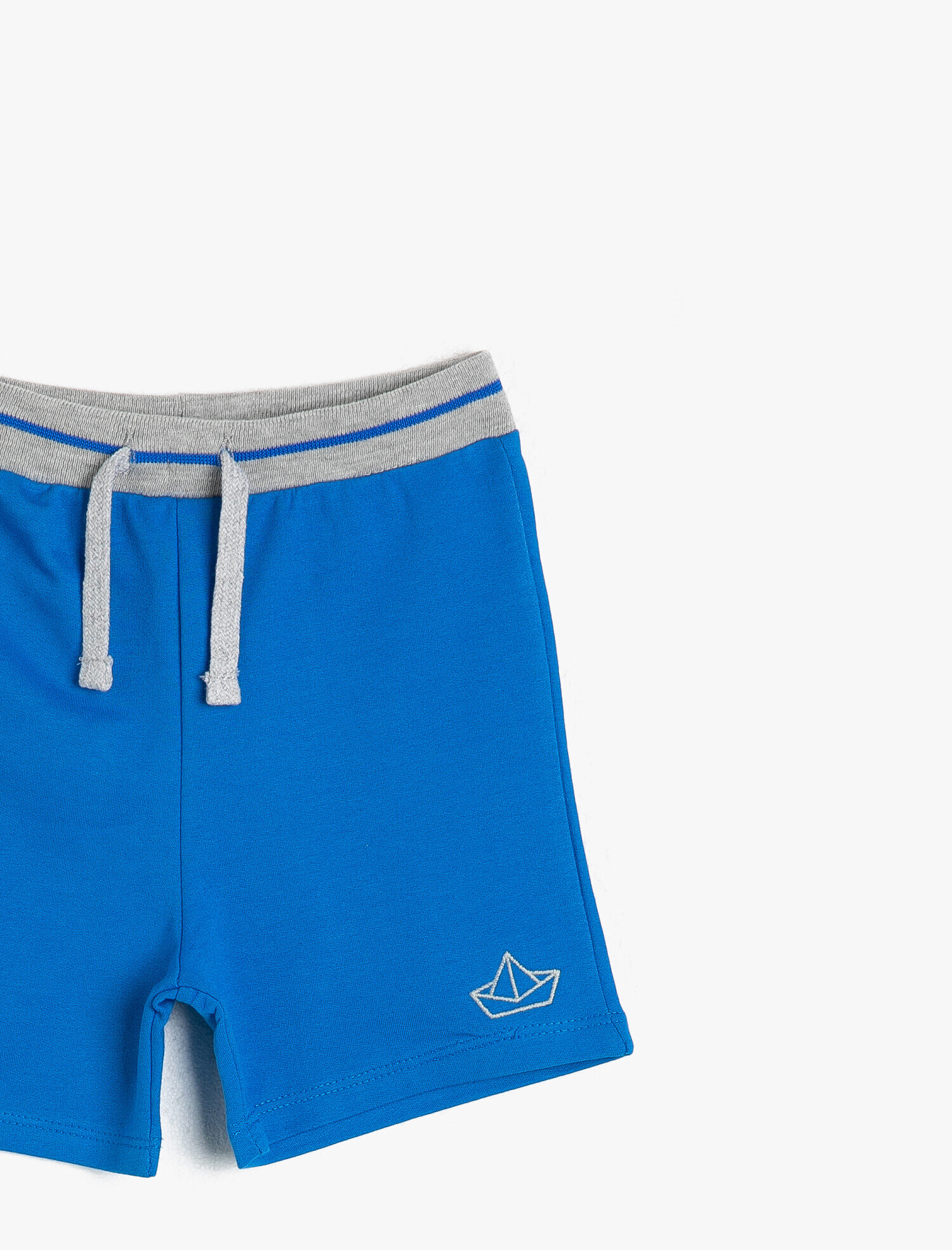  Erkek Bebek Beli Bağlamalı Şort