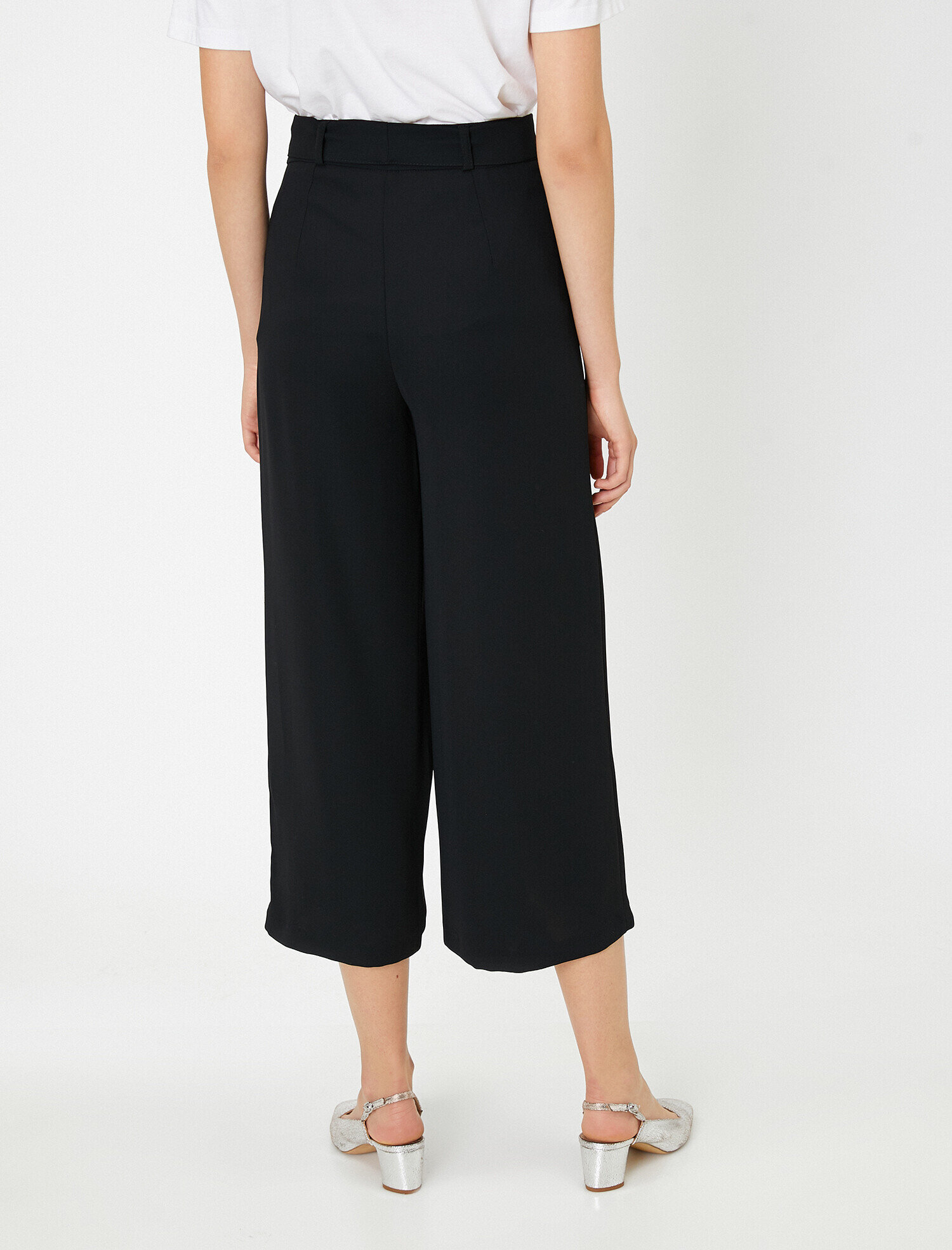   Beli Bağlamalı Pantolon