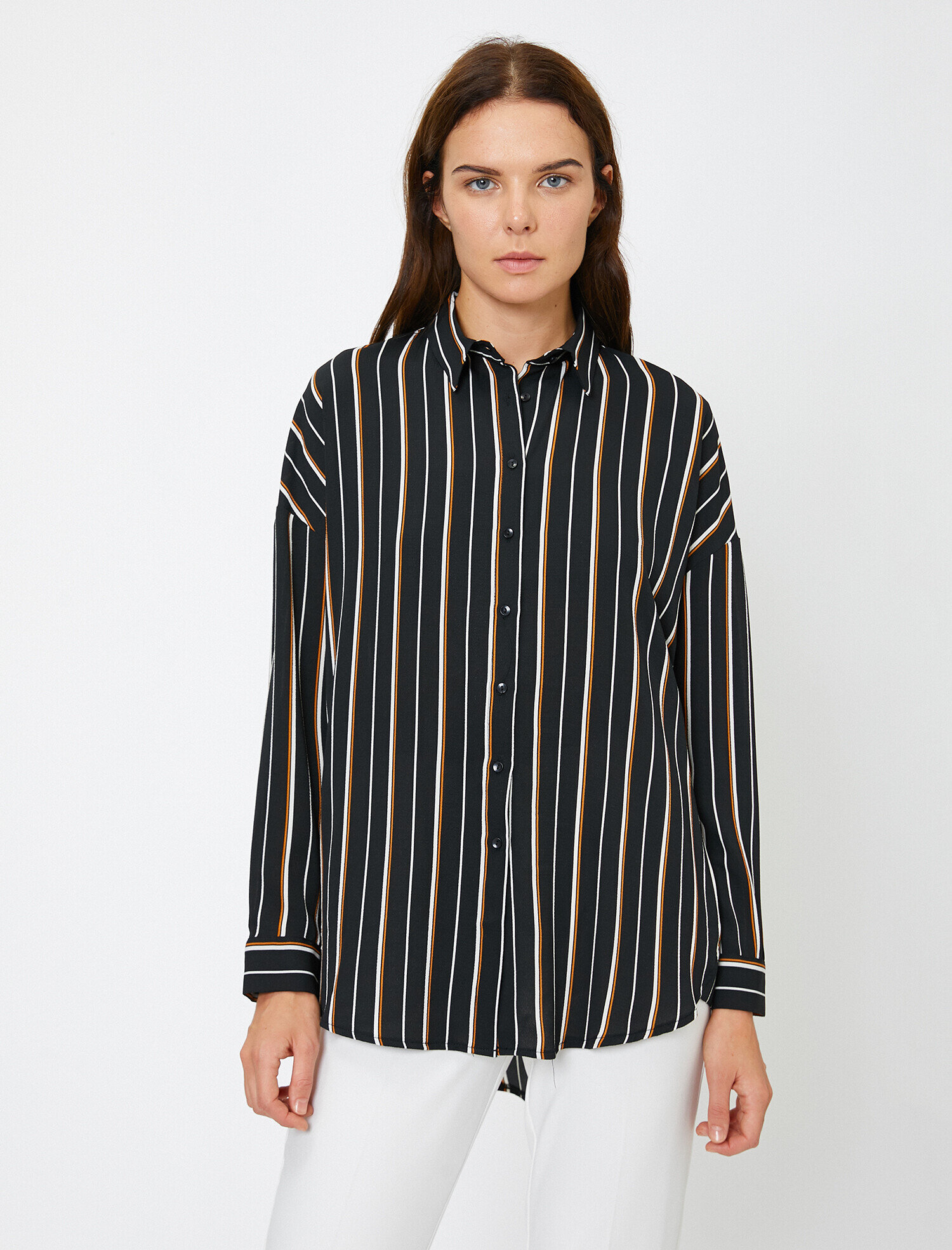   Çizgili Gömlek