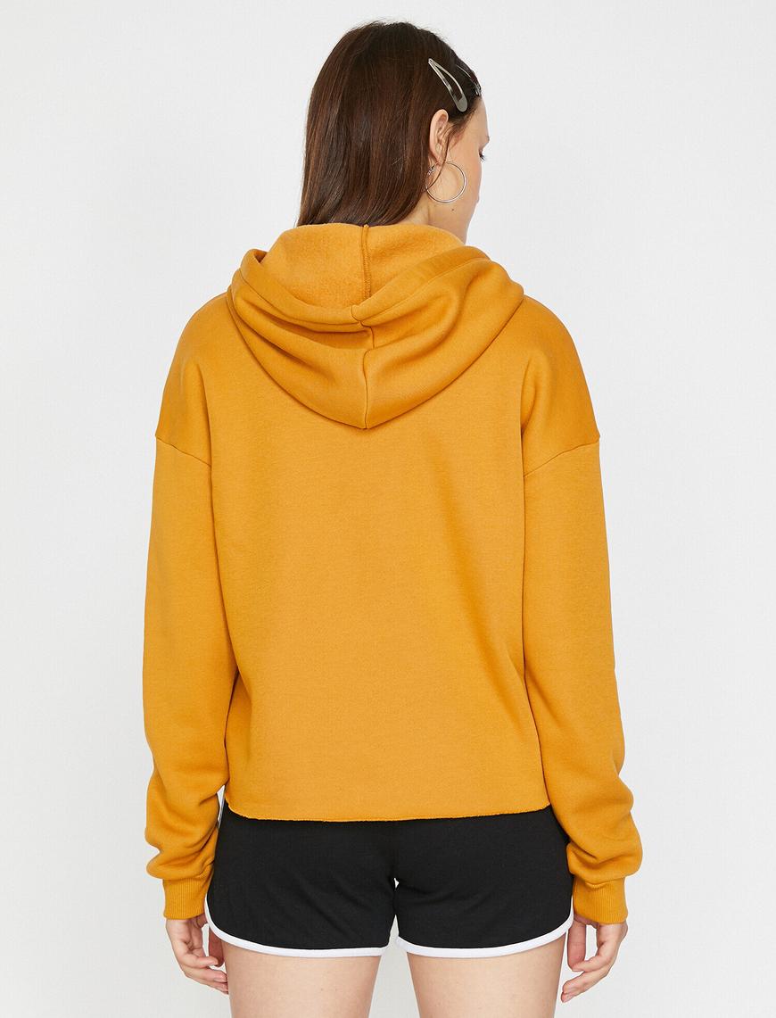   Kapüşonlu Sweatshirt