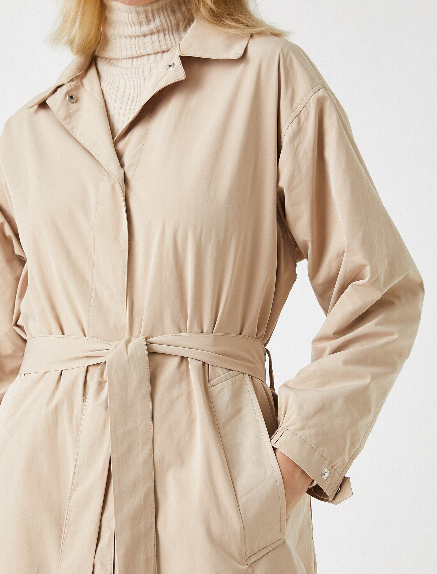   Cep Detaylı Trençkot