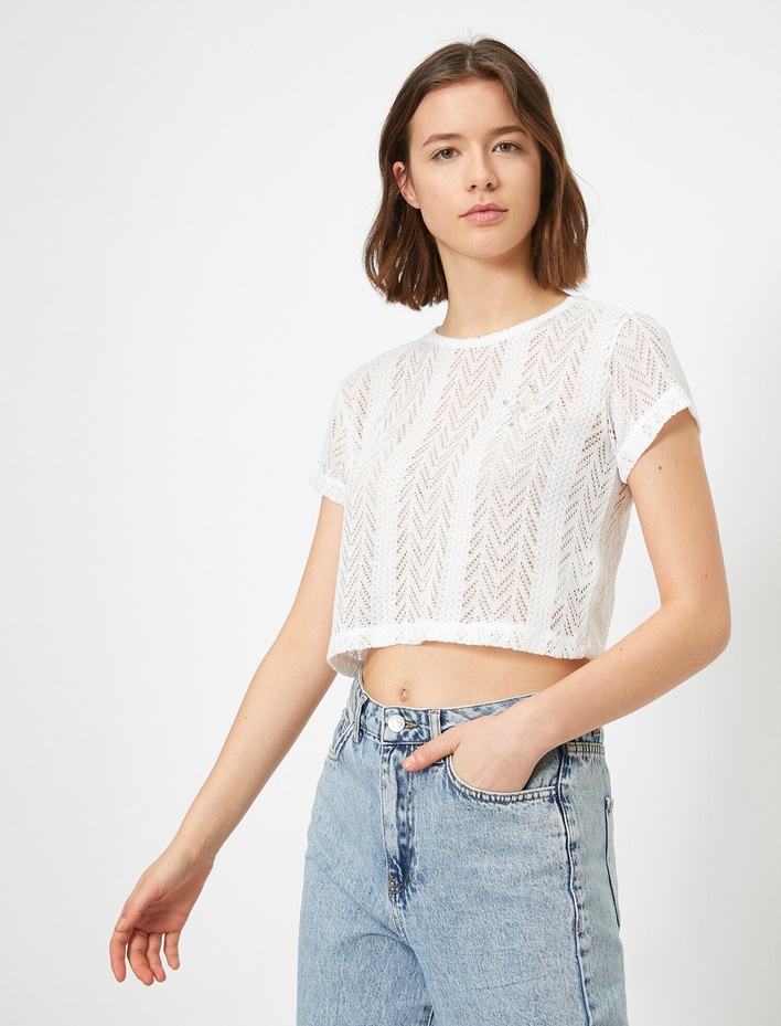  Taş Detaylı Bisiklet Yaka Tişört