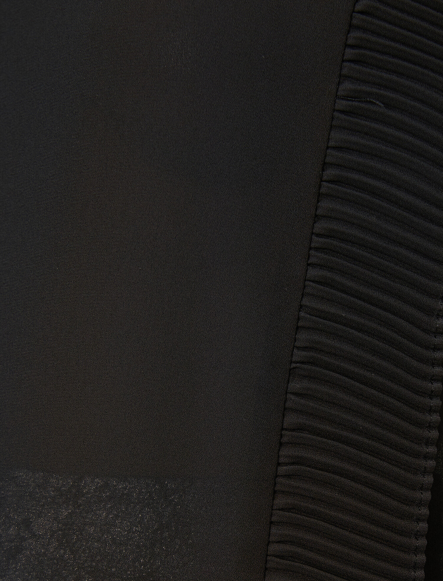   Kısa Kollu Volanlı Bluz