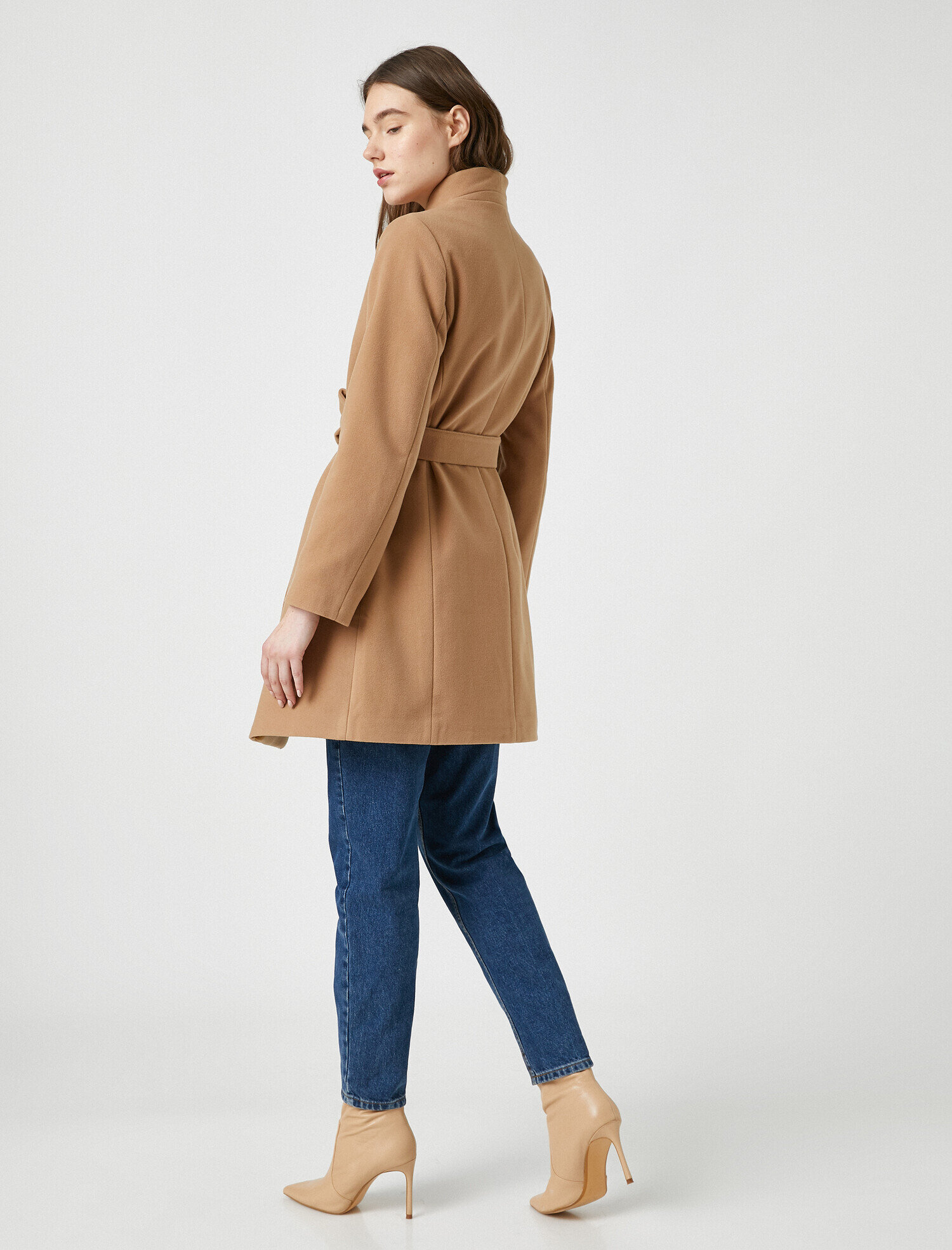   Beli Bağlamalı Cepli Kaşe Kaban