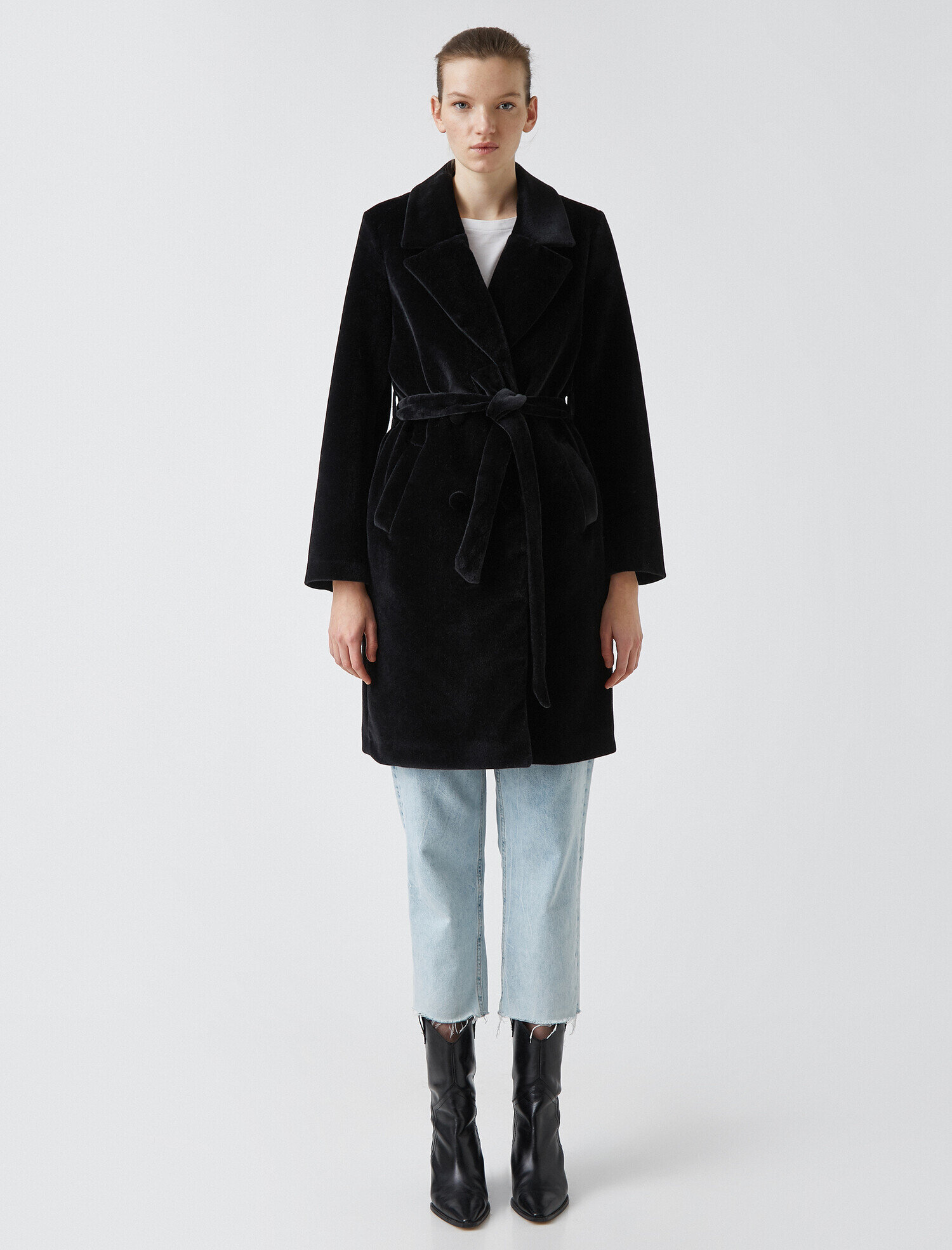   Kemerli Cep Detaylı Kaban