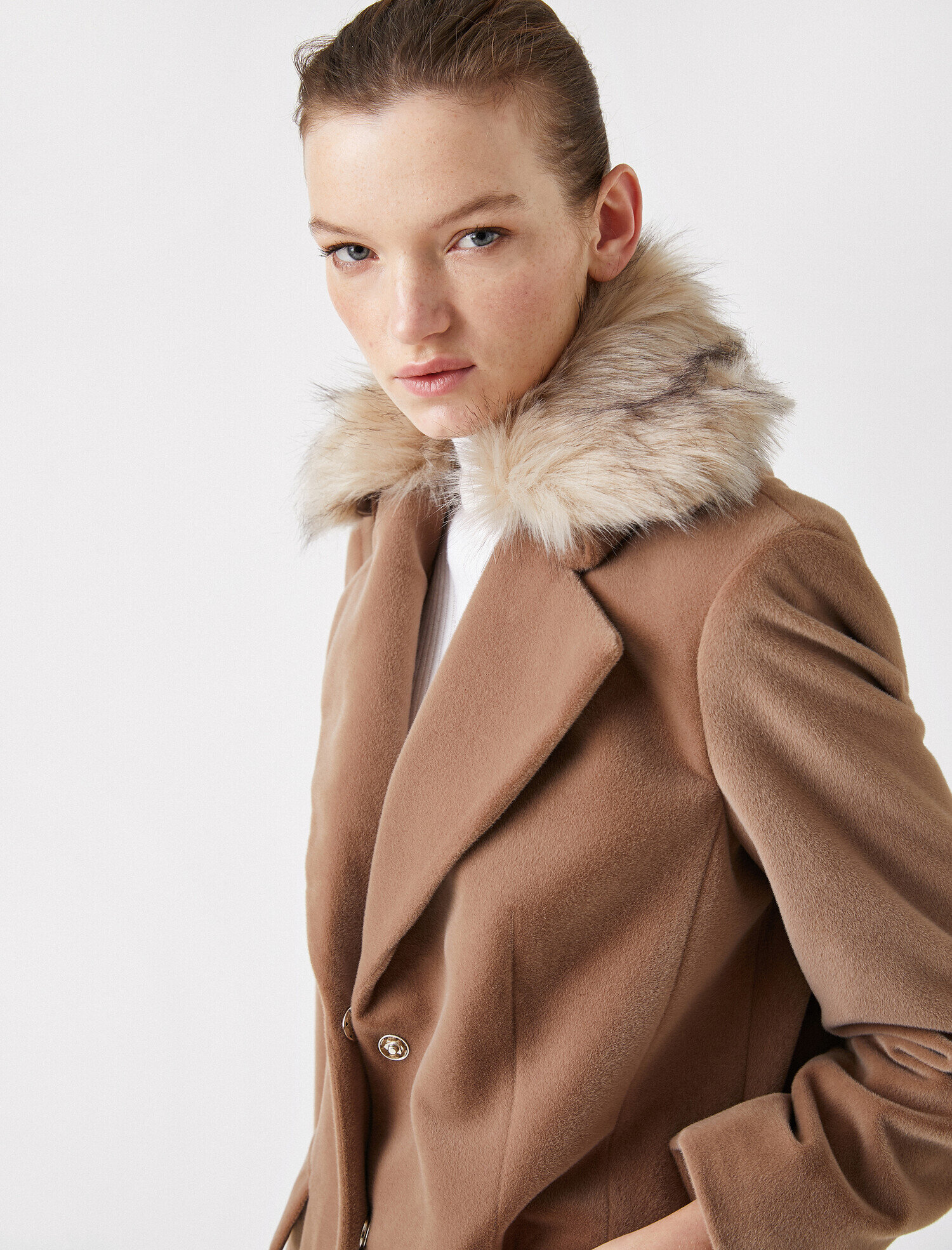   Suni Kürk Detaylı Kaban