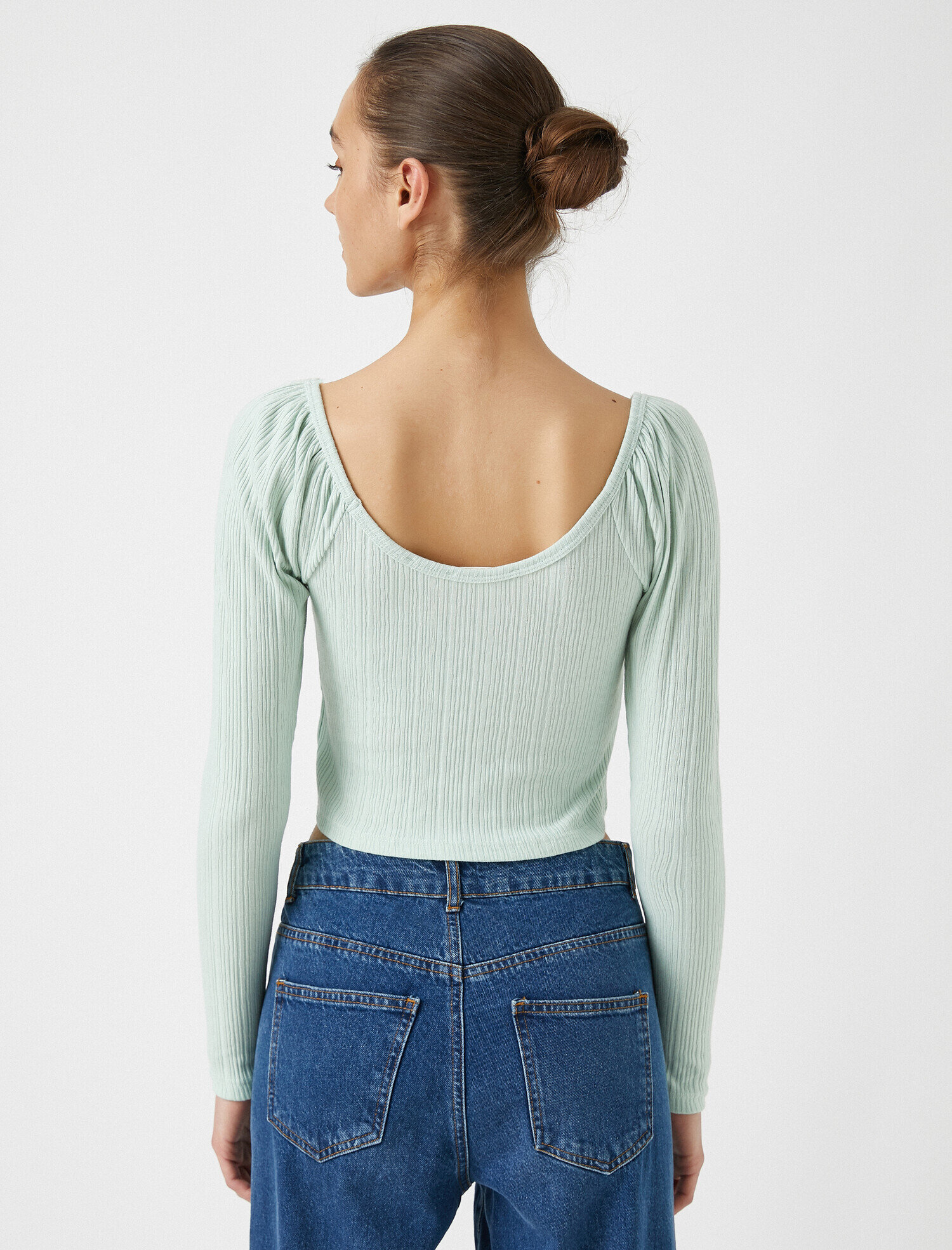   Uzun Kollu Crop Tişört U Yaka