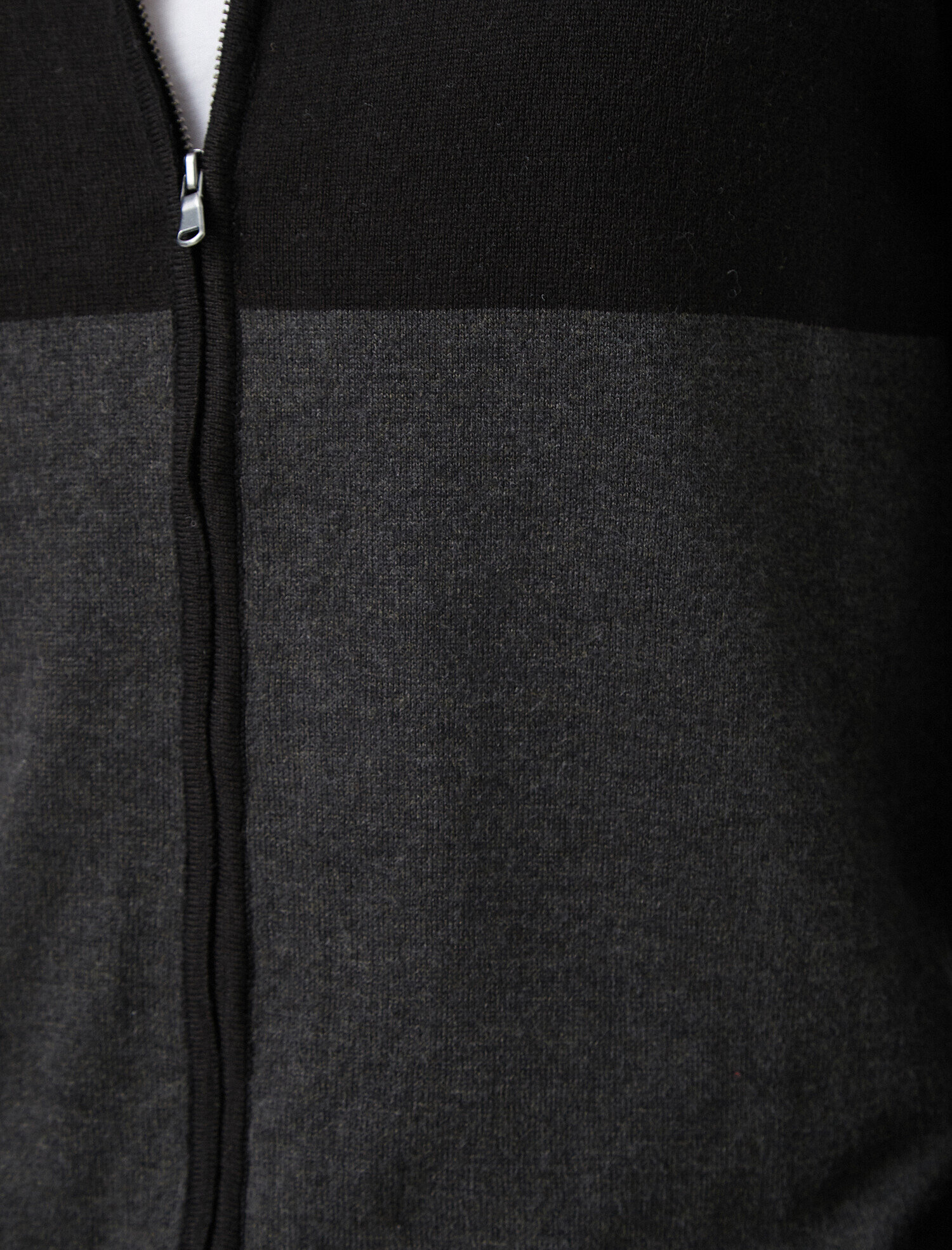   Şeritli Fermuarlı Dik Yaka Triko Hırka