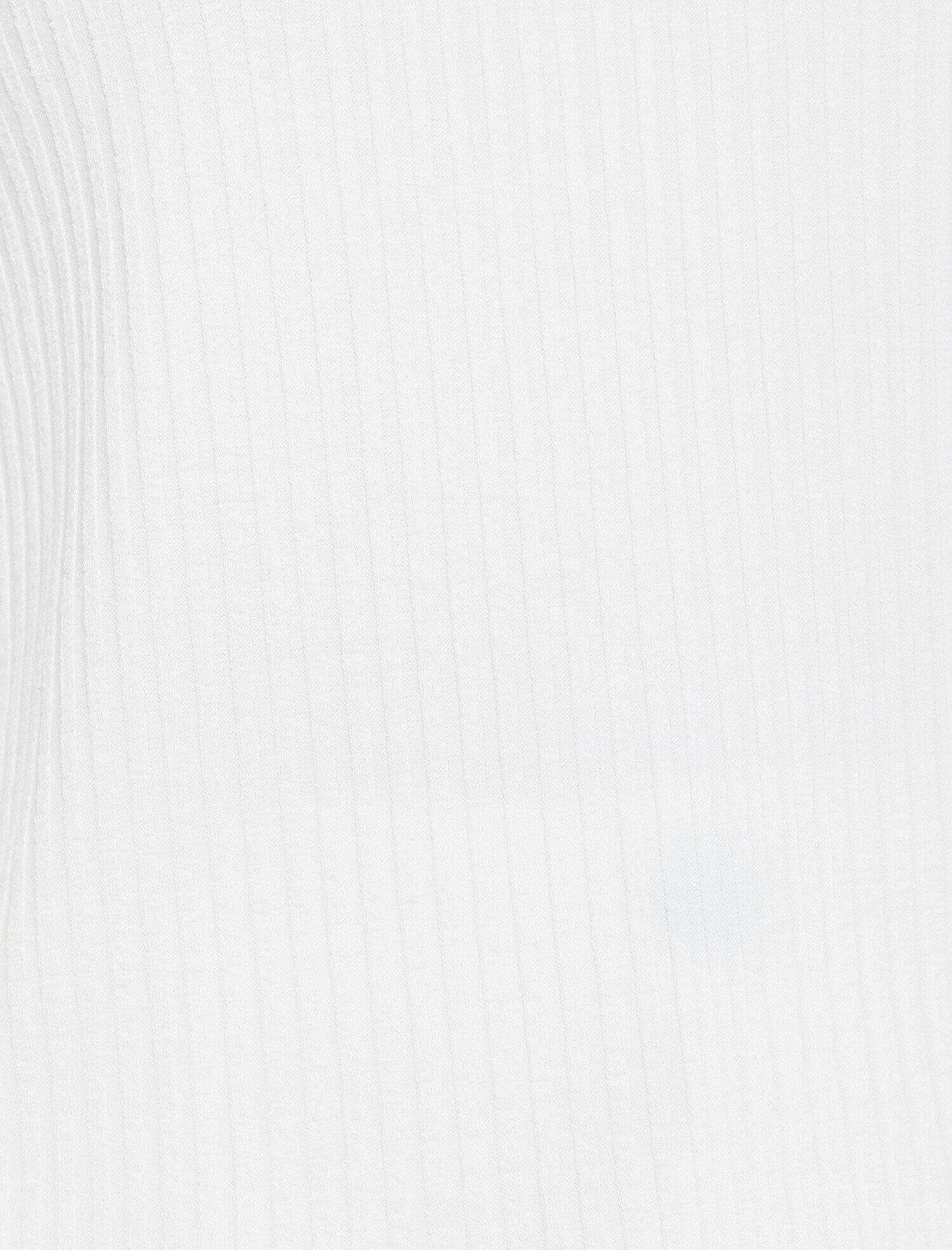 Yüksek Yaka Tişört