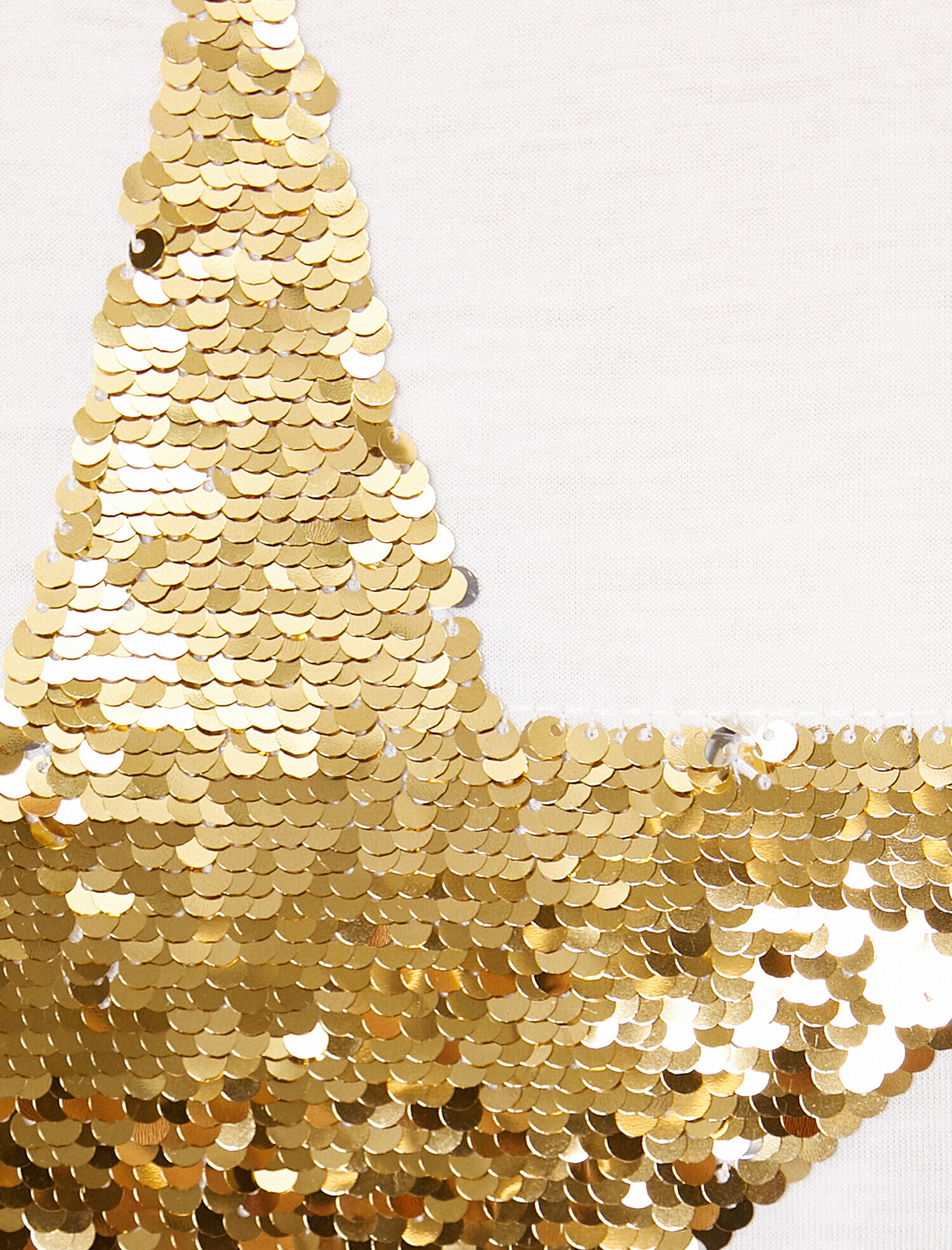 Pul Detaylı Tişört