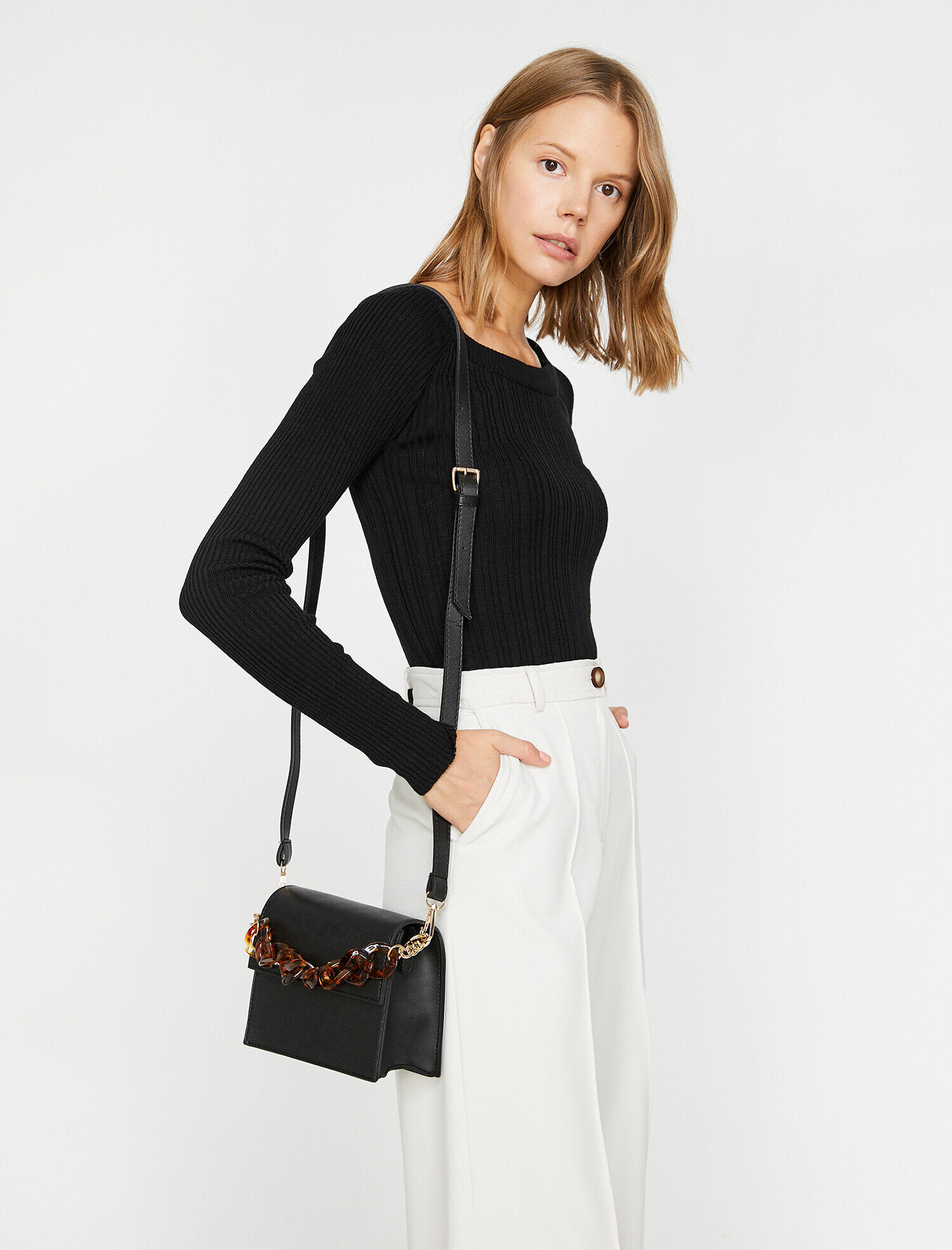 Kadın Deri Görünümlü Omuz Çantası