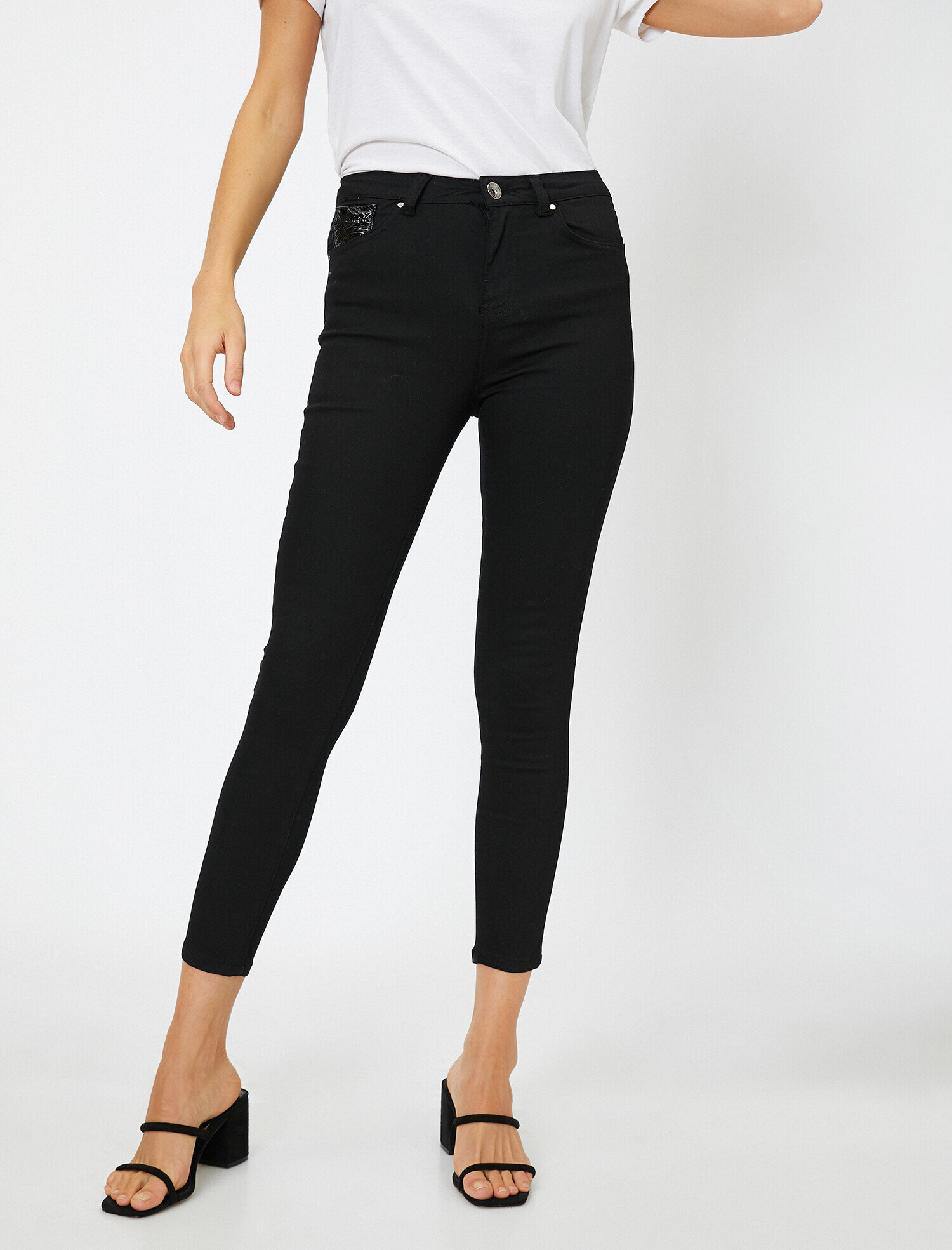   Cep Detaylı Pantolon