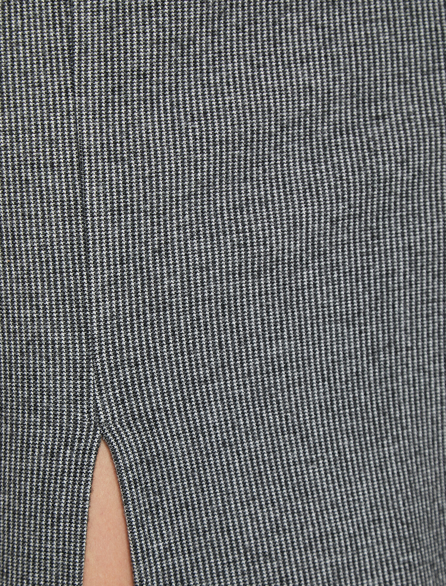 Yırtmaç Detaylı Etek