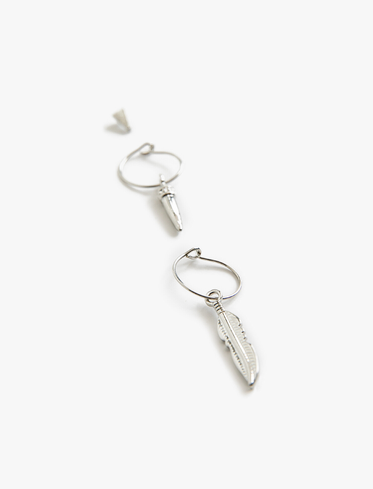  Kadın Metalik Küpe Seti