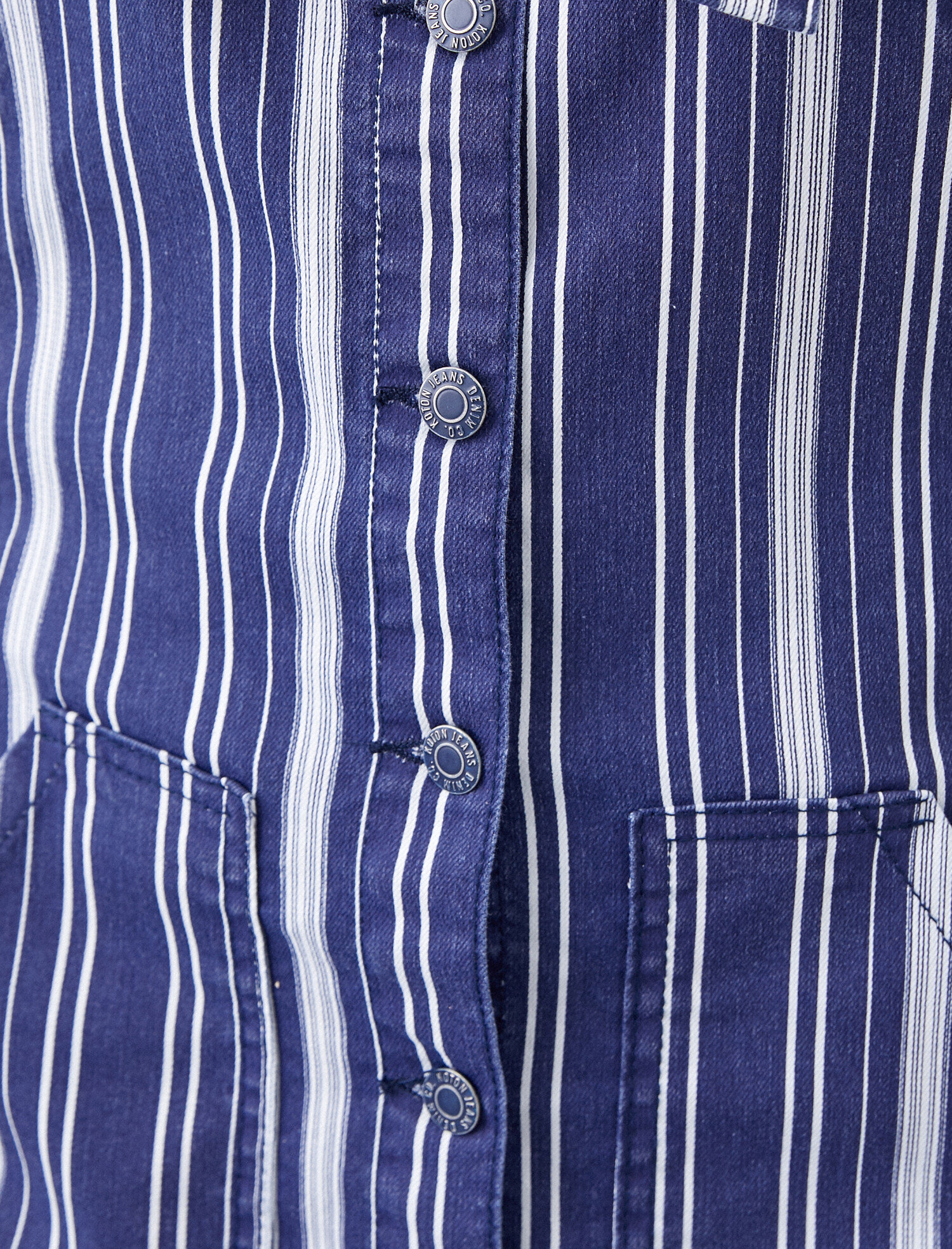 Düğme Detaylı Elbise