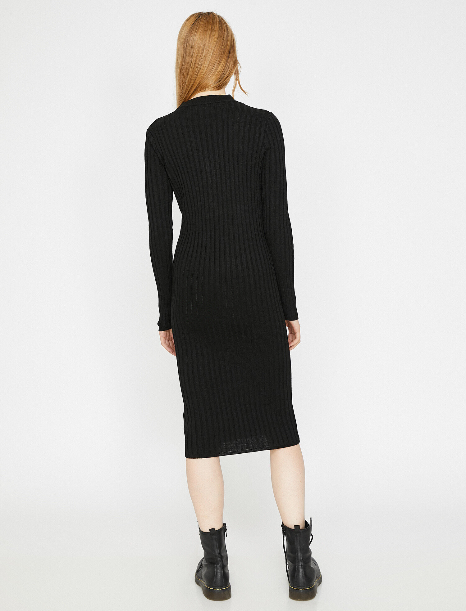   Midi Boy Triko Elbise Düğme Detaylı Dar Kesim