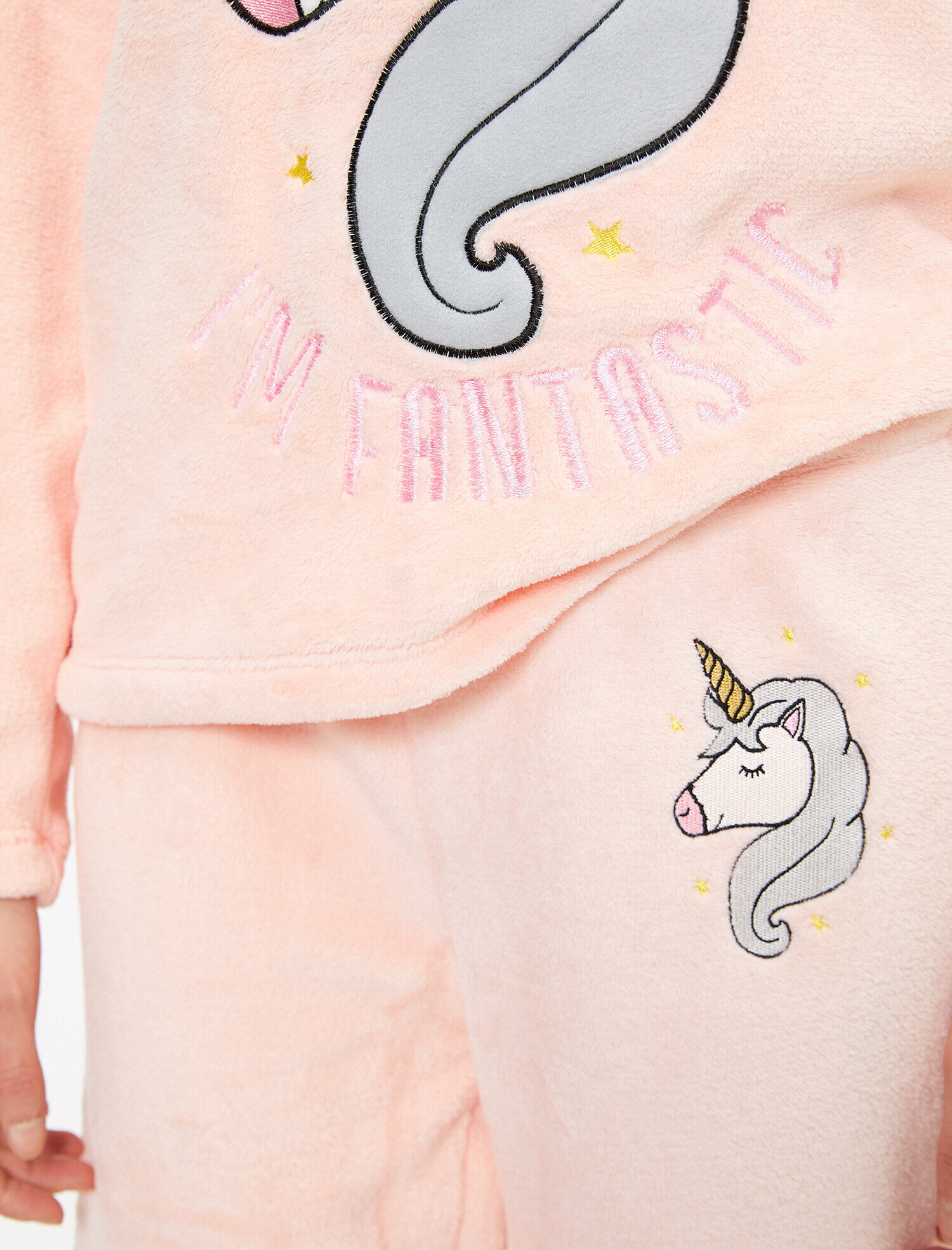   İşlemeli Pijama Seti