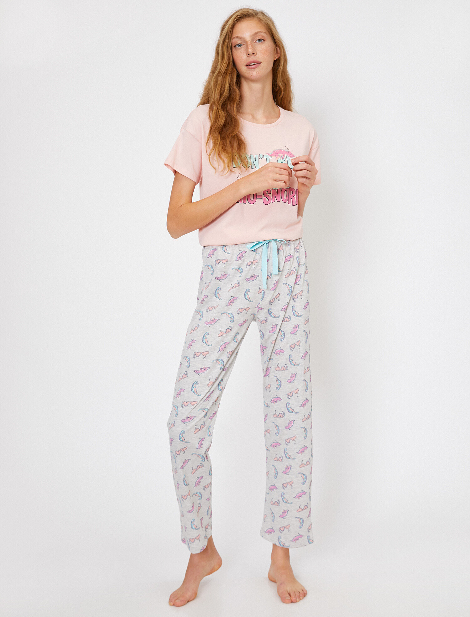 Yazılı Baskılı Pijama Takımı