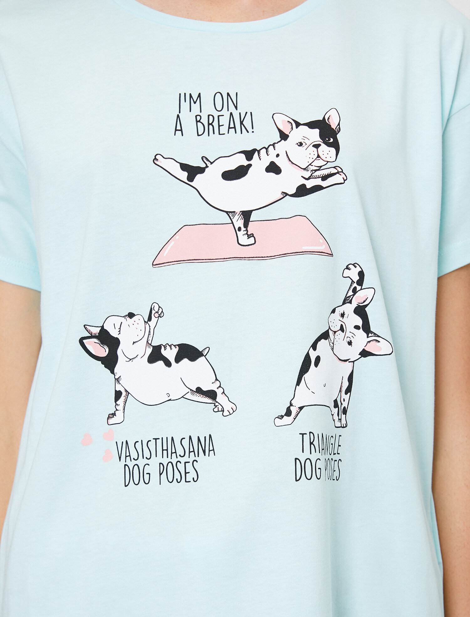   Yazılı Baskılı Pijama Takımı