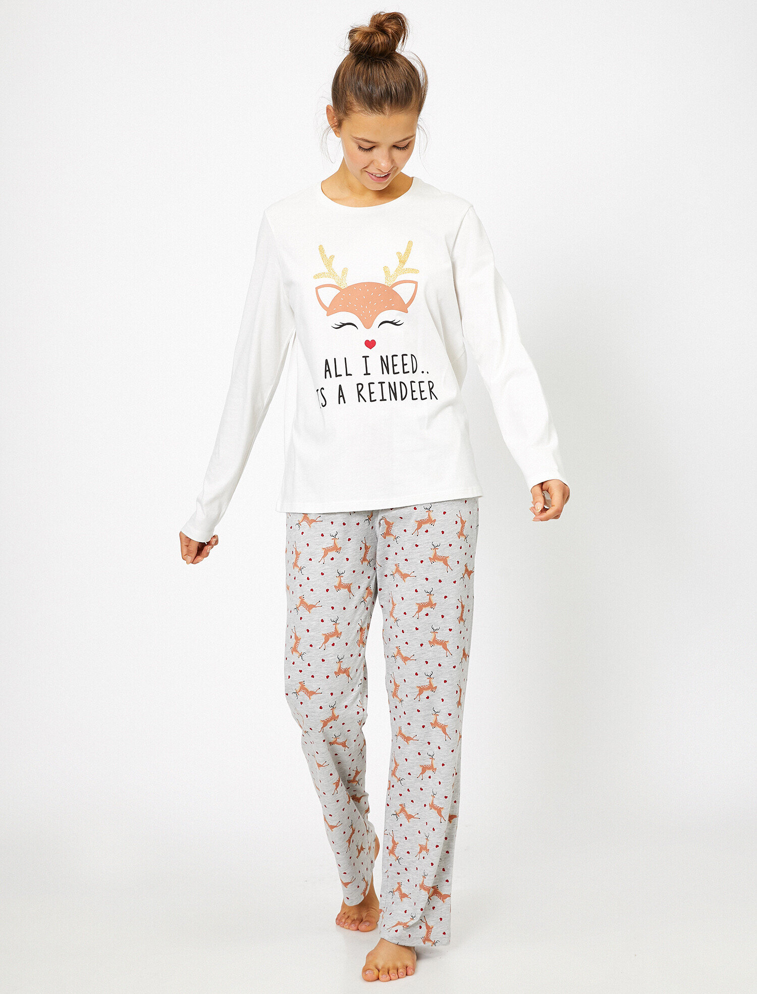   Yılbaşı Temalı Pijama Seti Baskılı