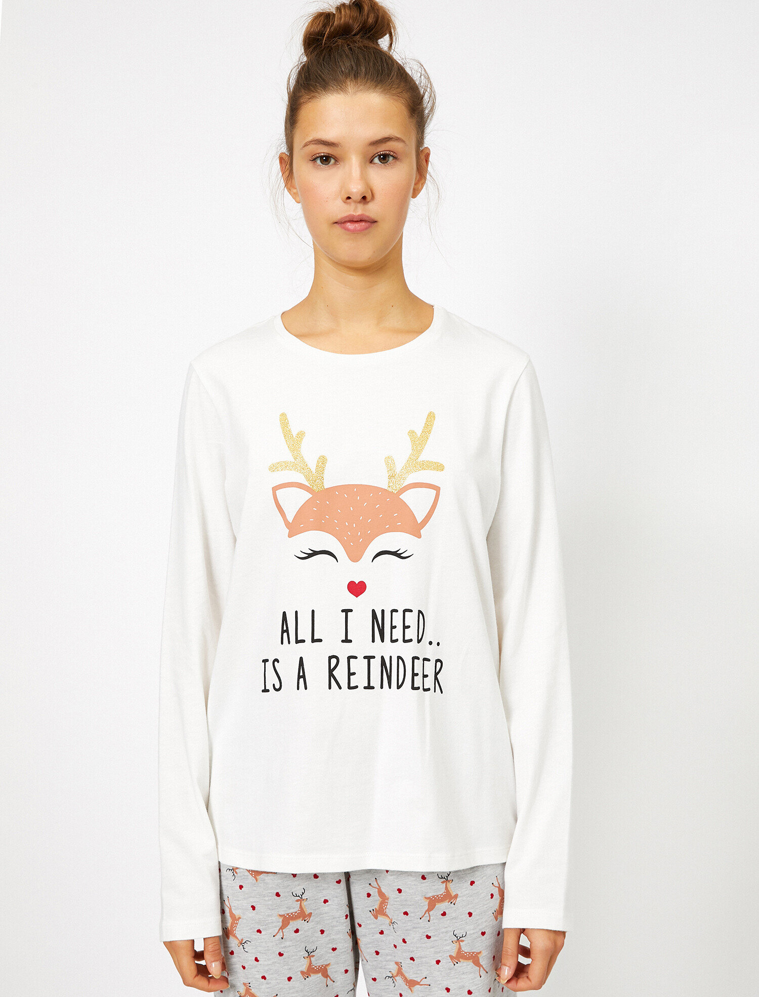   Yılbaşı Temalı Pijama Seti Baskılı