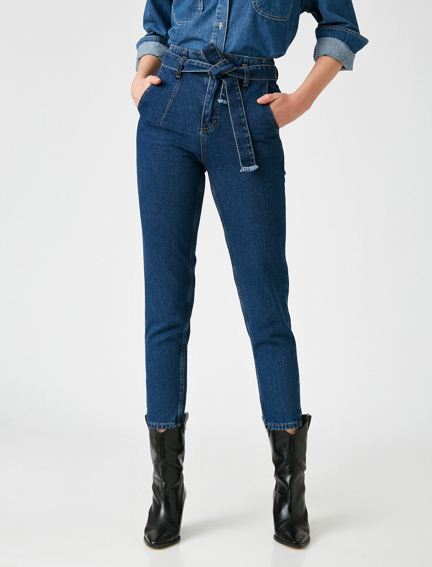   Kemerli Kot Pantolon - Mom Jean