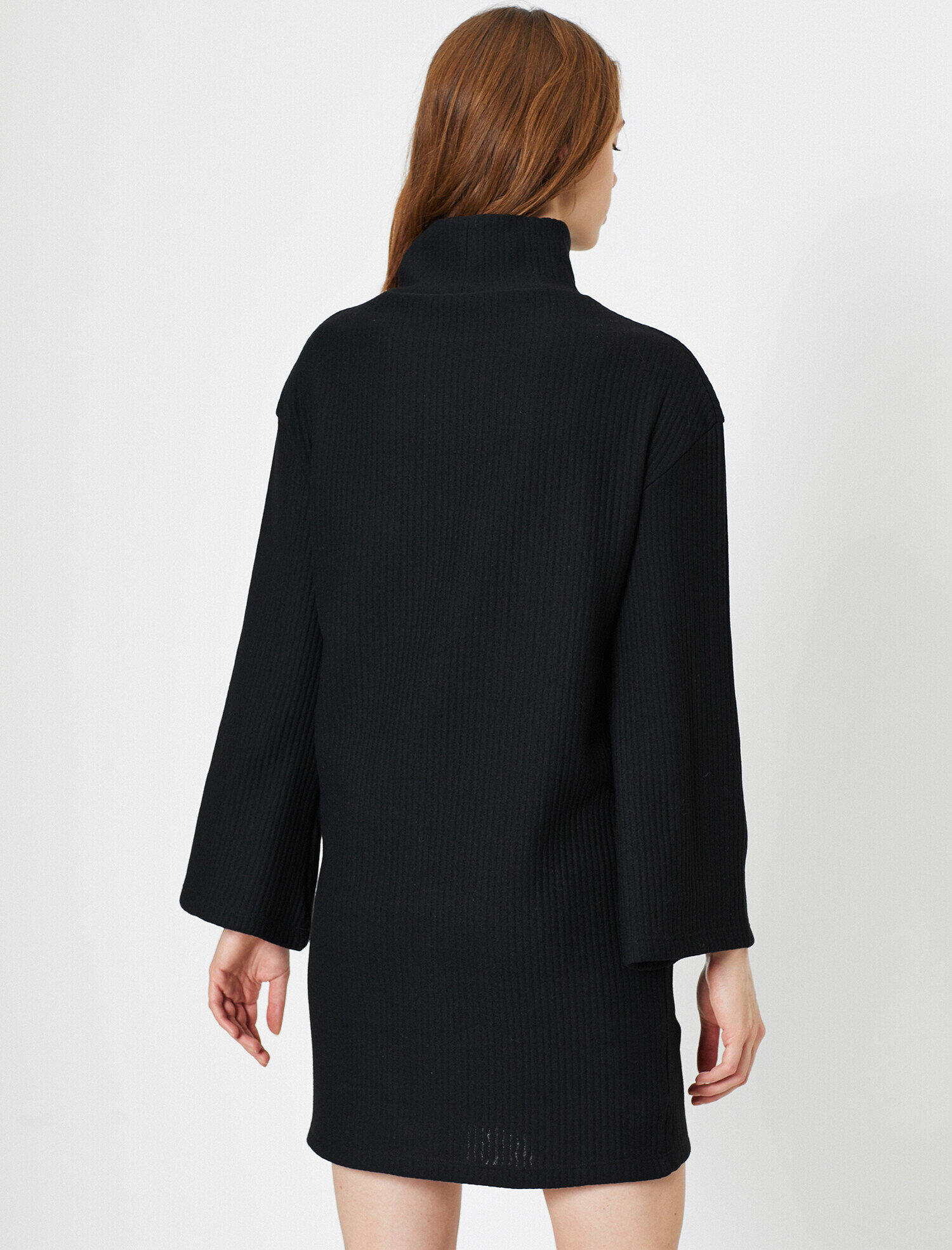   Boğazlı İspanyol Kol Detaylı Mini Elbise