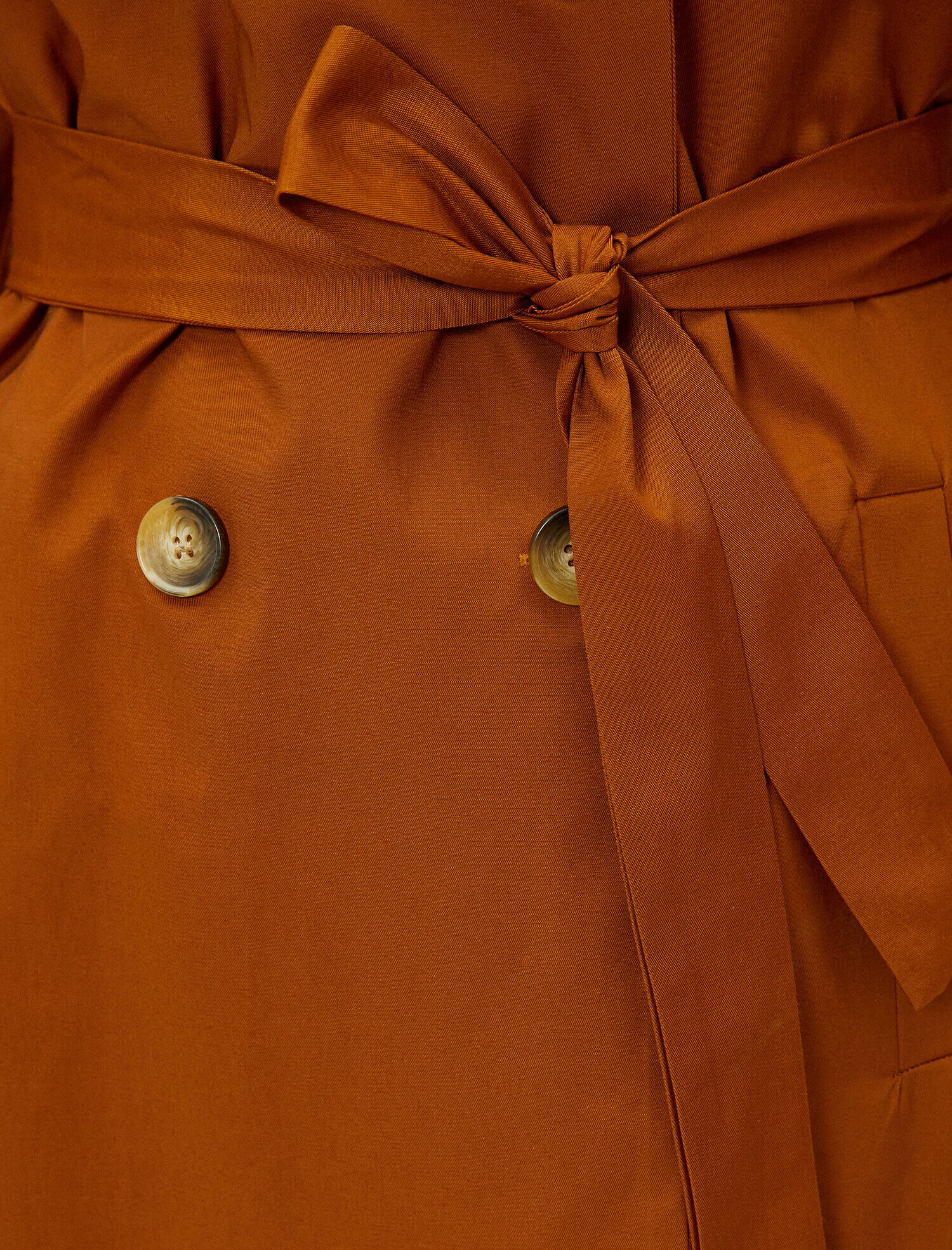   Kemer Detaylı Cepli Trençkot