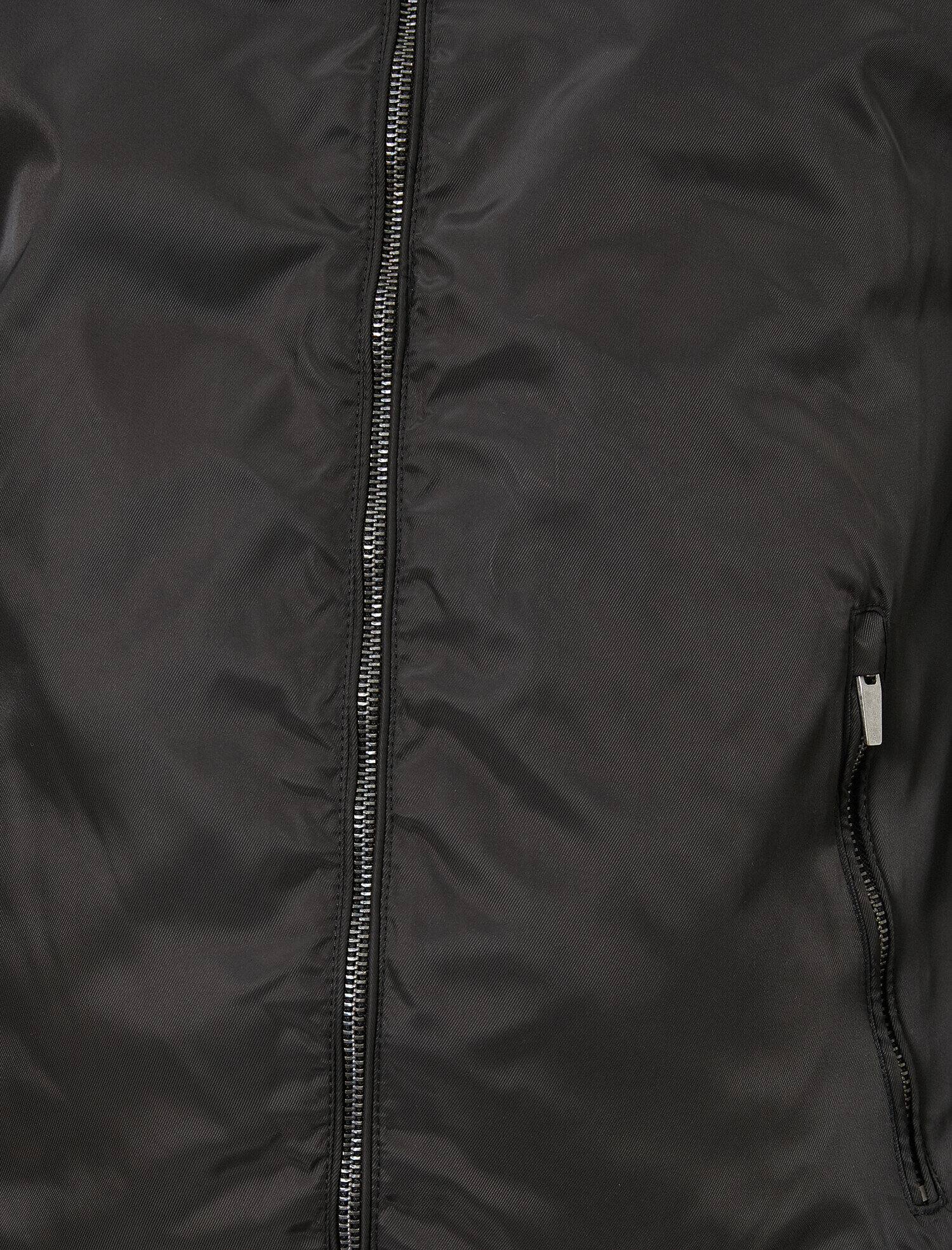   Omzu Dikiş Detaylı Fermuarlı Mont