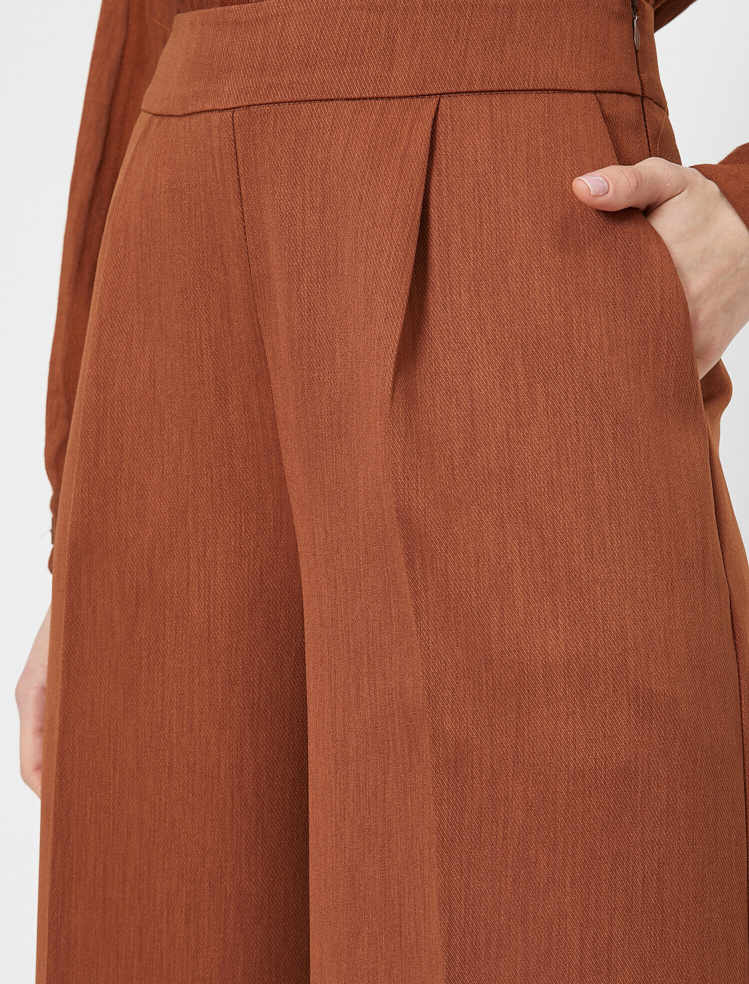   Geniş Paça Rahat Kesim Dokuma Pantolon