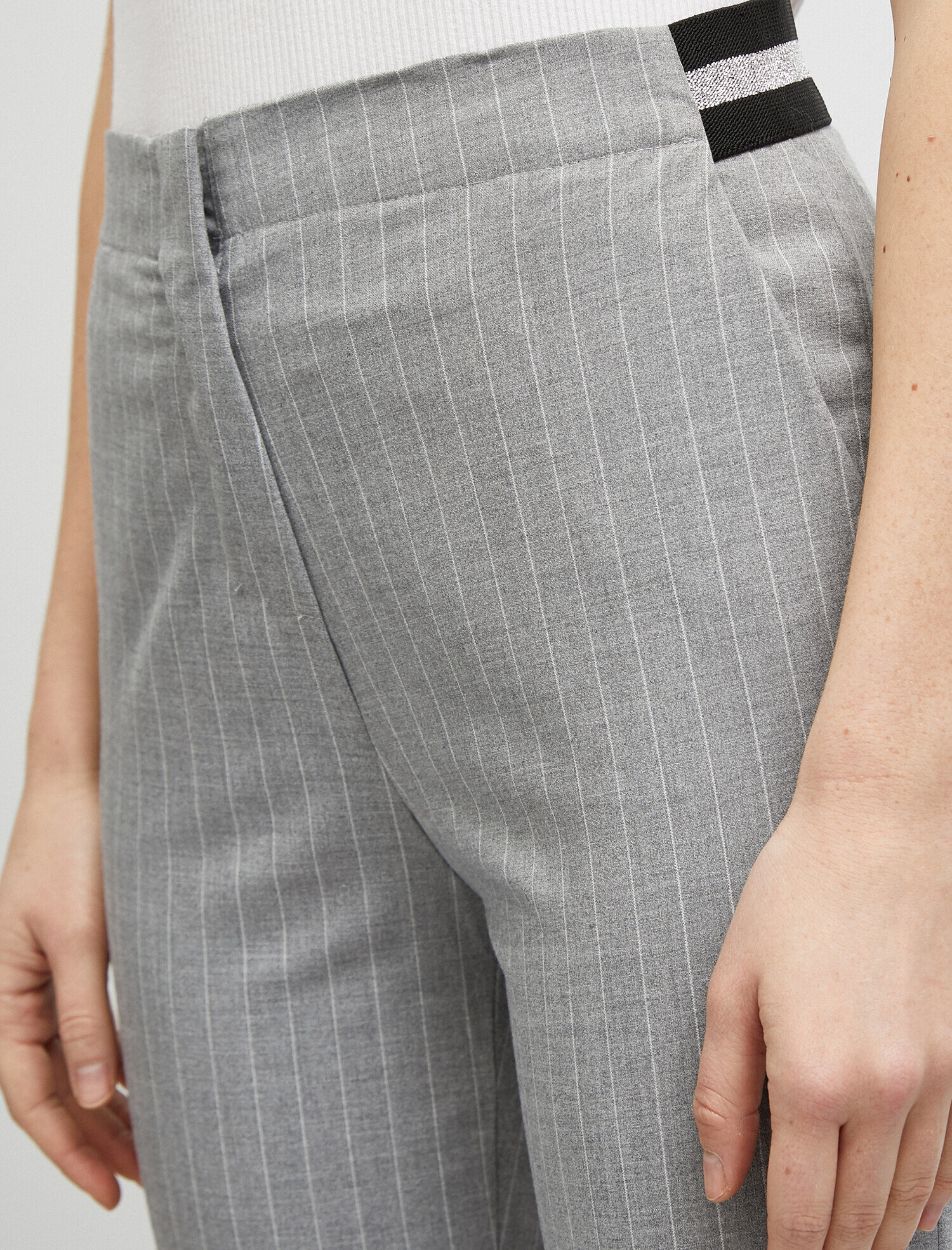   Çizgili Arka Beli Lastikli Pantolon