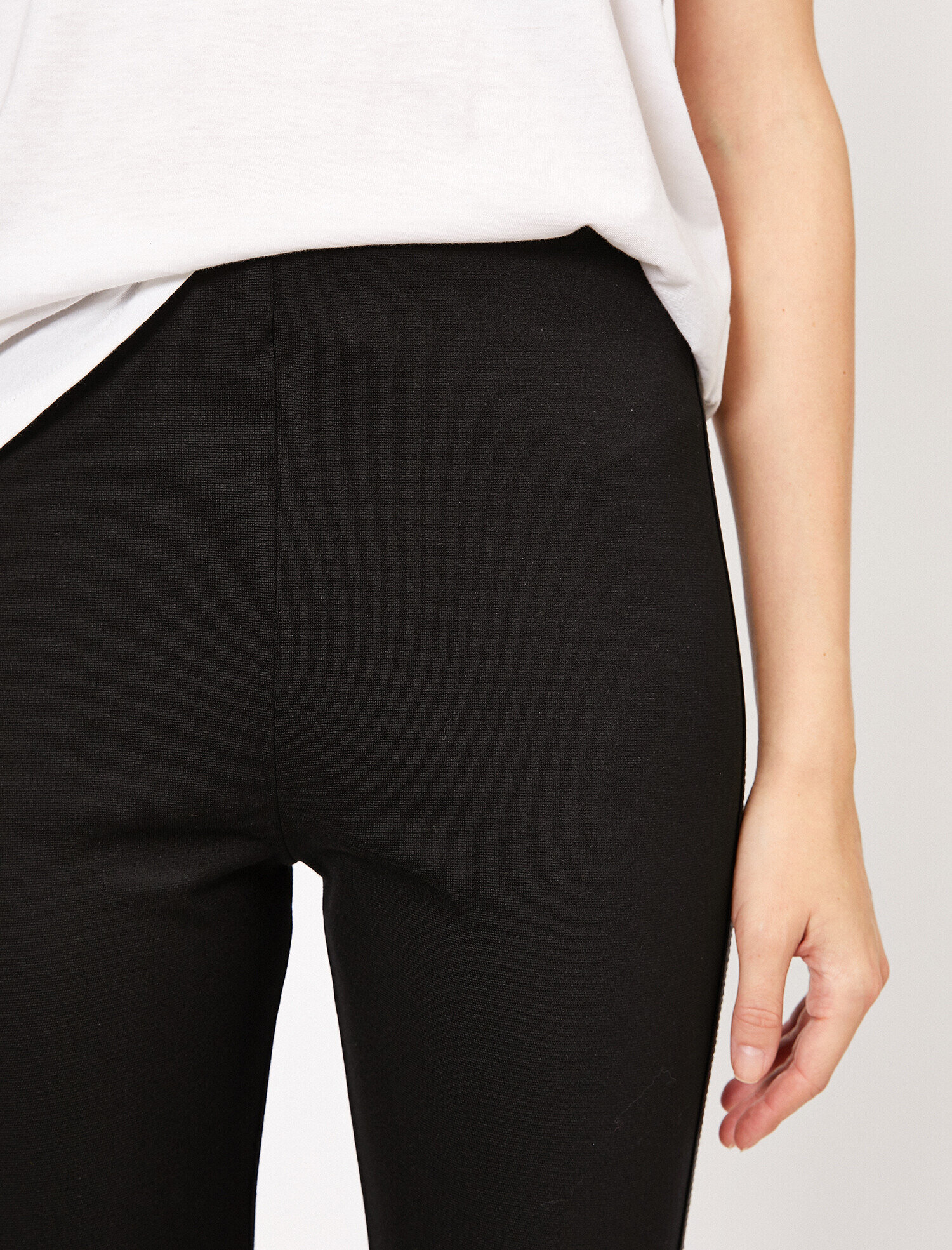   Suni Deri Şerit Detaylı Tayt