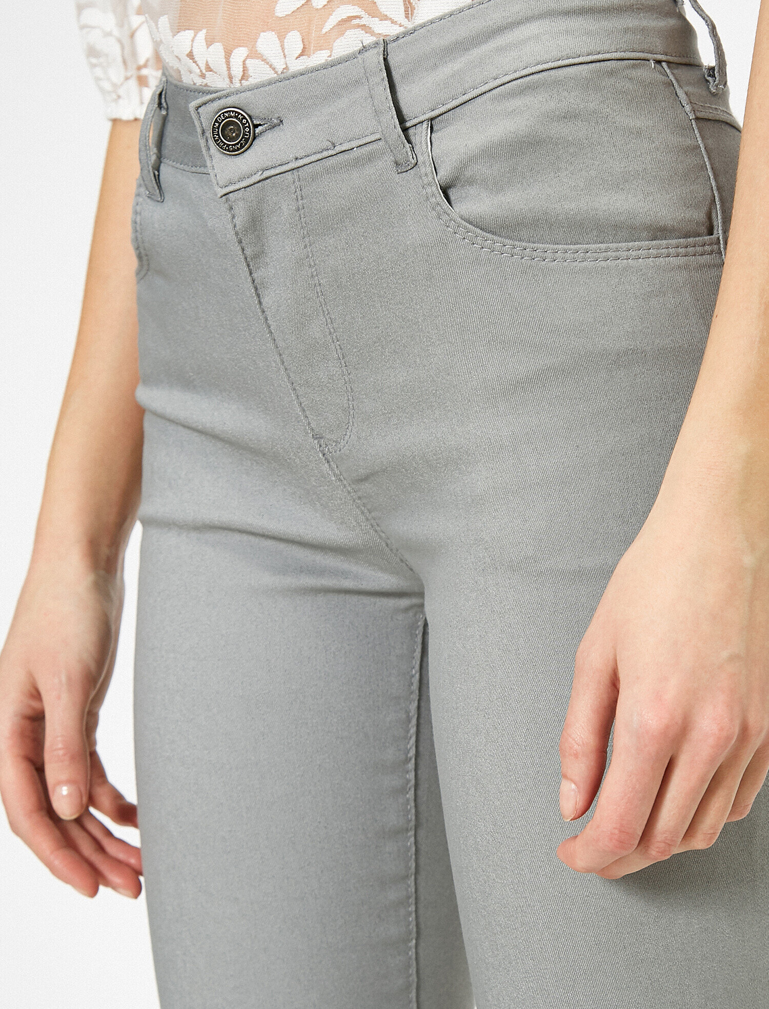   Cep Detaylı Pantolon