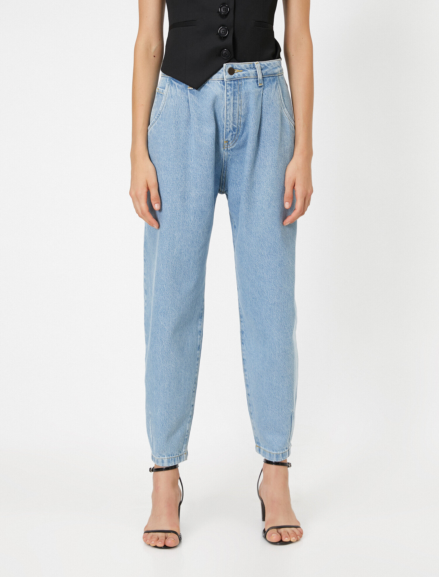   Slouchy Jean - Yüksek Bel Baldırı Bol Paçada Darlaşan Salaş Kesim Pantolon