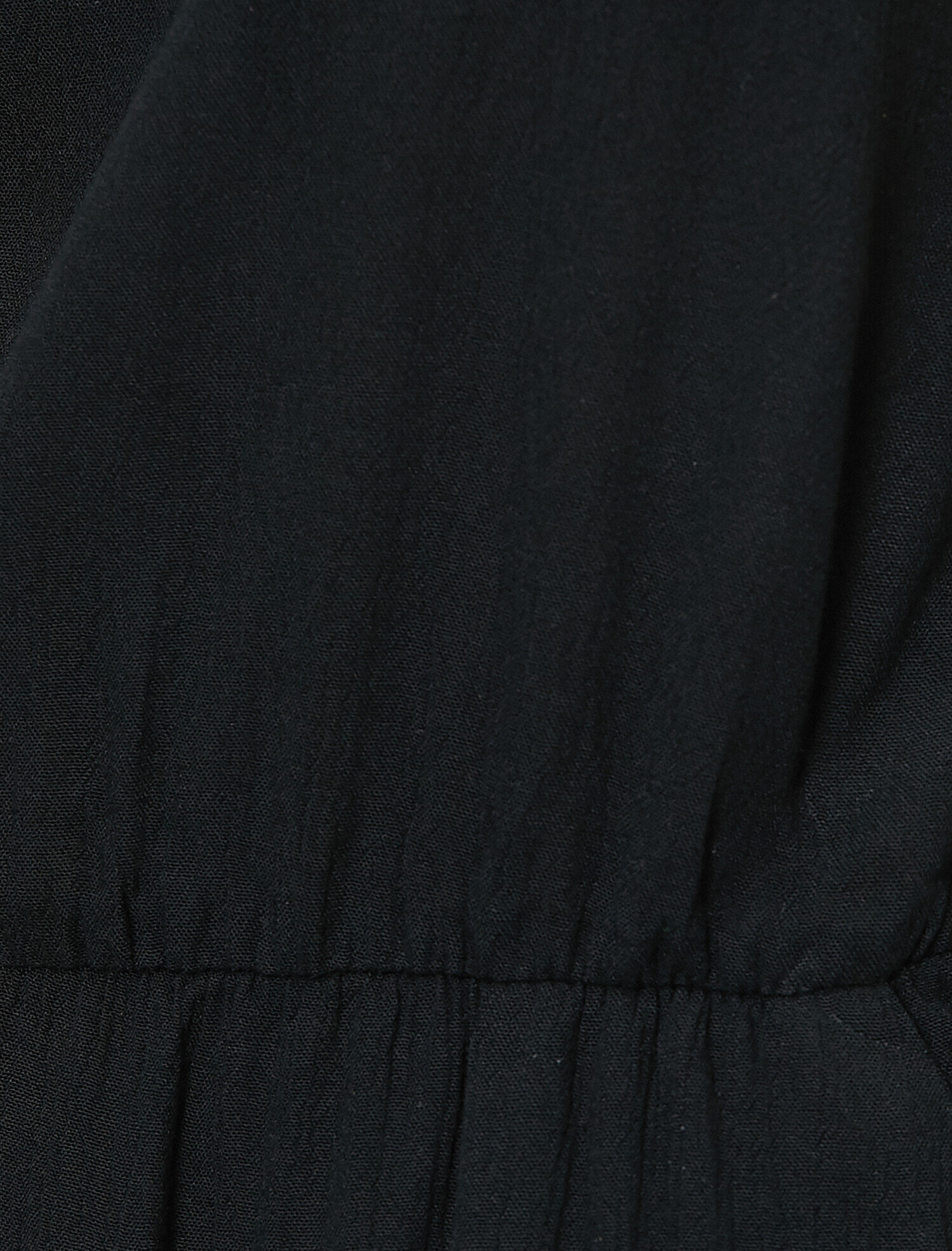   V Yaka Bağlama Detaylı Tulum