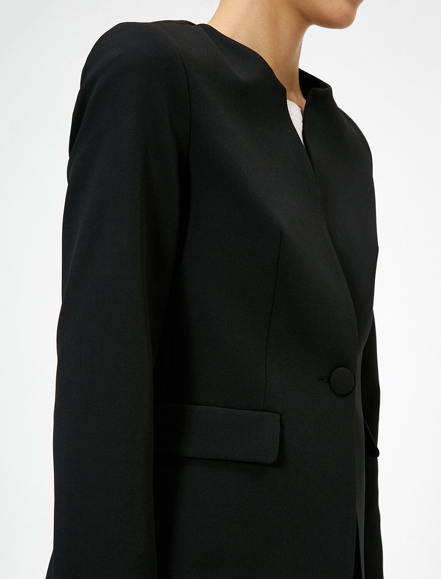   Tek Düğme Detaylı Ceket