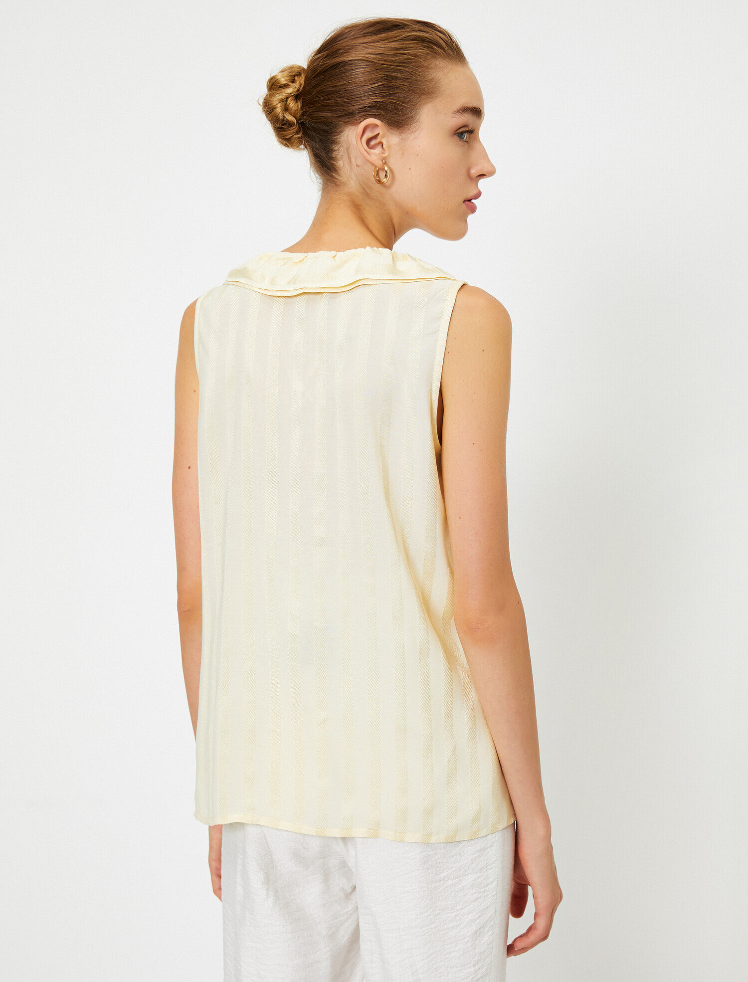   Kolsuz Fırfırlı Bluz