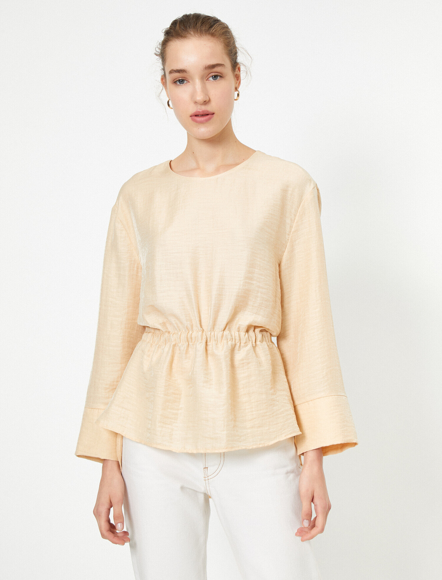   Bisiklet Yaka Uzun Kolu Fırfır Detaylı Bluz