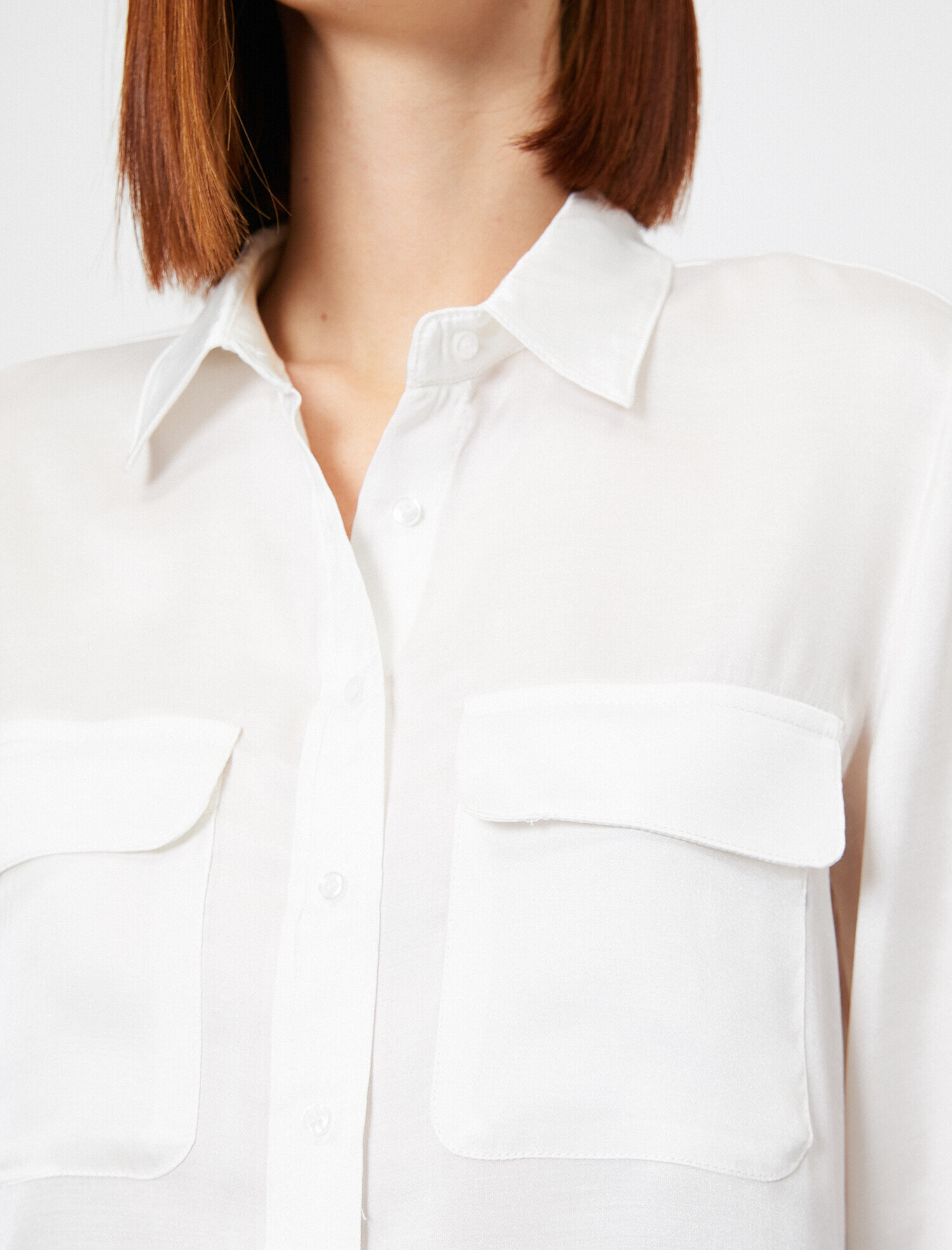   Uzun Kollu Cep Detaylı Gömlek