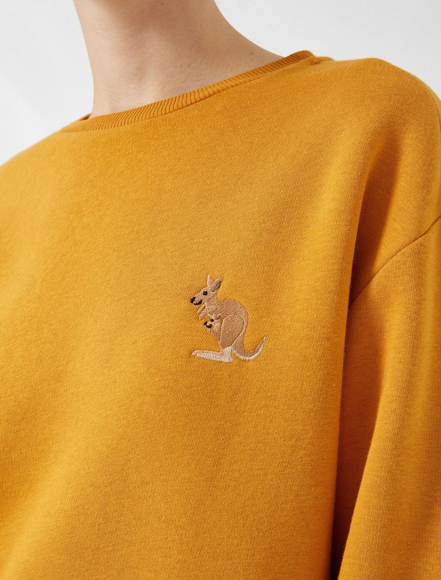   Uzun Kollu Bisiklet Yaka Sweatshirt