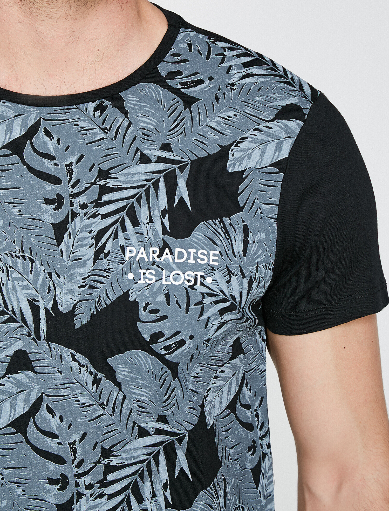   Desenli Tişört Kısa Kollu