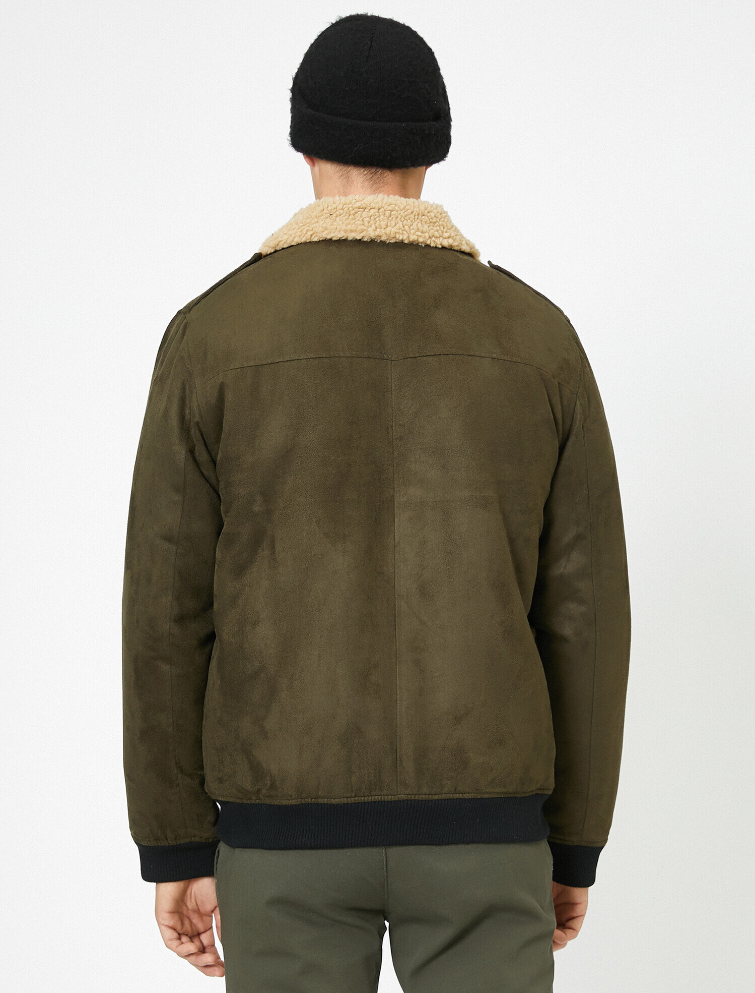   Yakası Suni Kürk Detaylı Mont