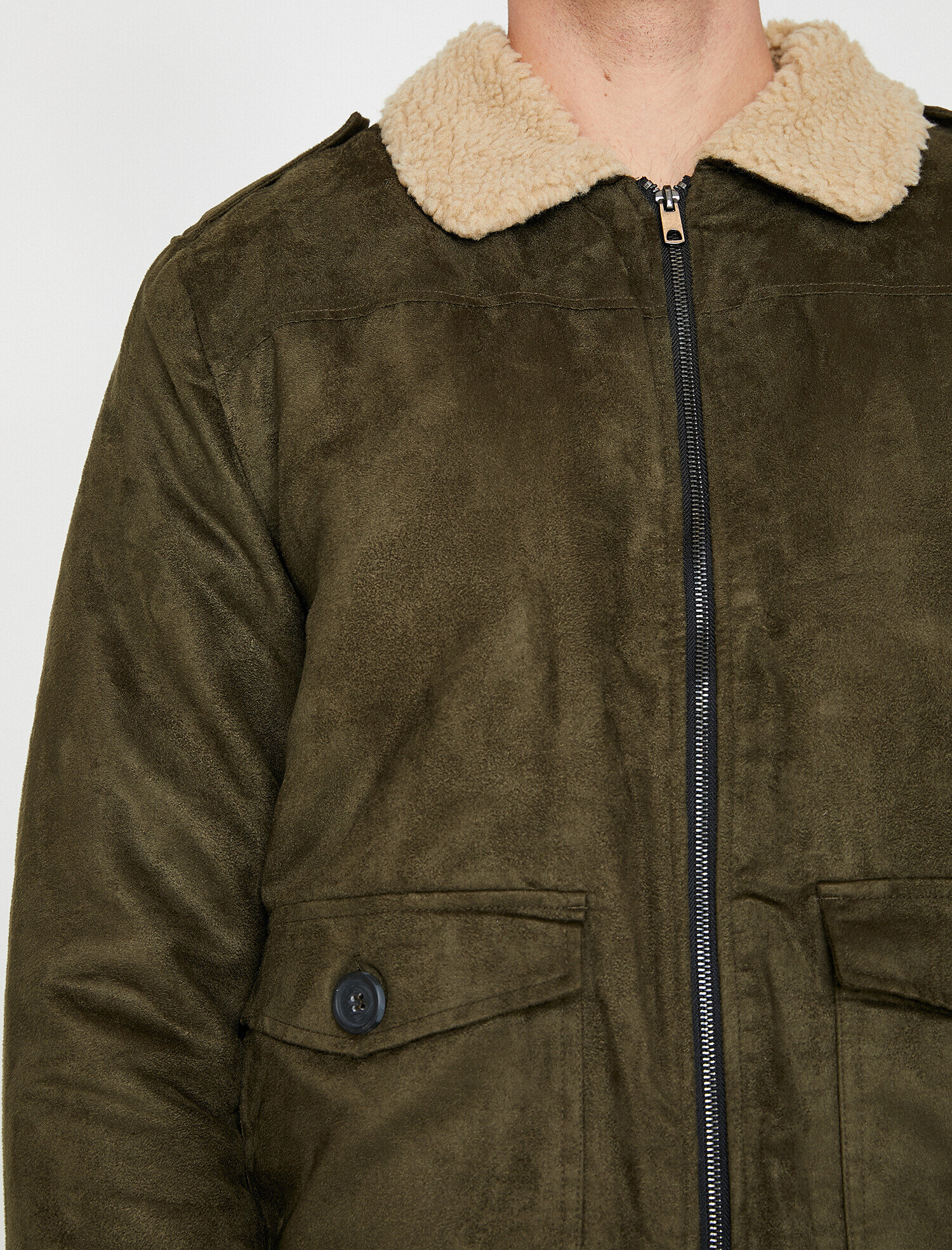   Yakası Suni Kürk Detaylı Mont