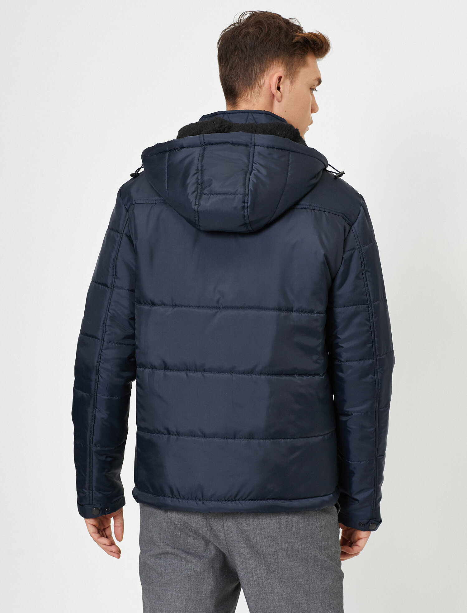   Kapşonlu Şişme Mont Cep Detaylı