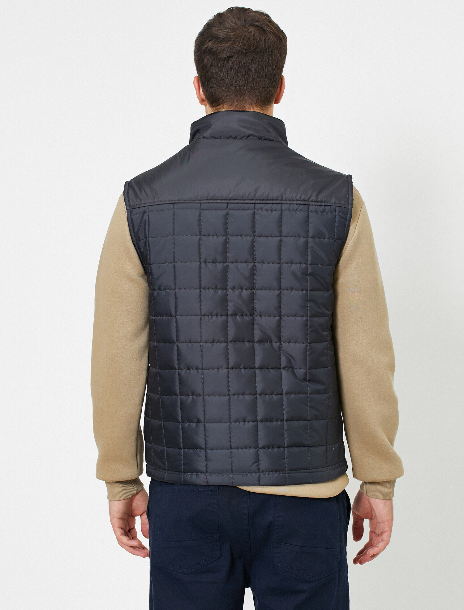   Cep Detaylı Fermuarlı Kapitoneli Yelek